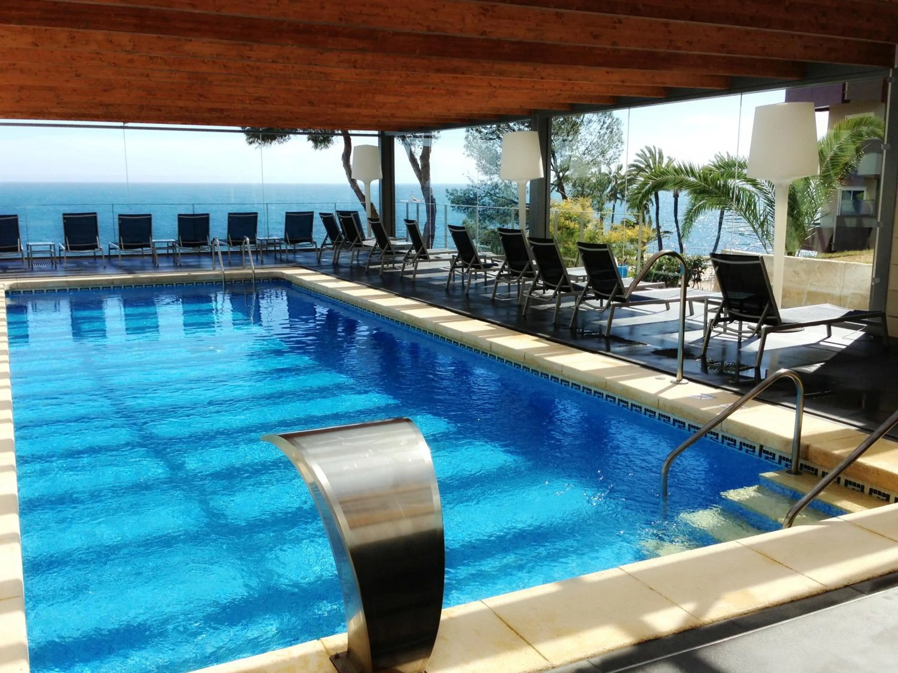 Swimming pool in Palace Bonanza Playa Resort & SPA by Olivia Hotels Collection