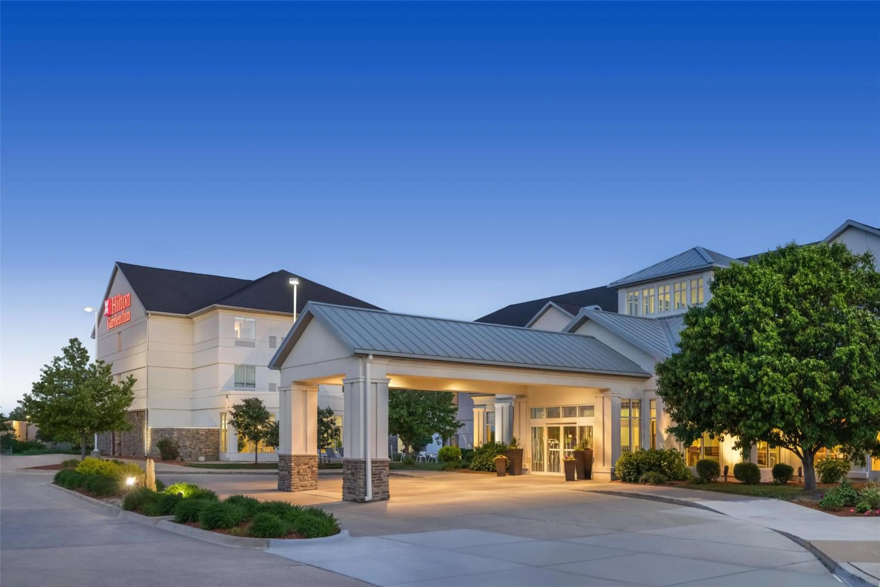 Property building in Hilton Garden Inn Ames