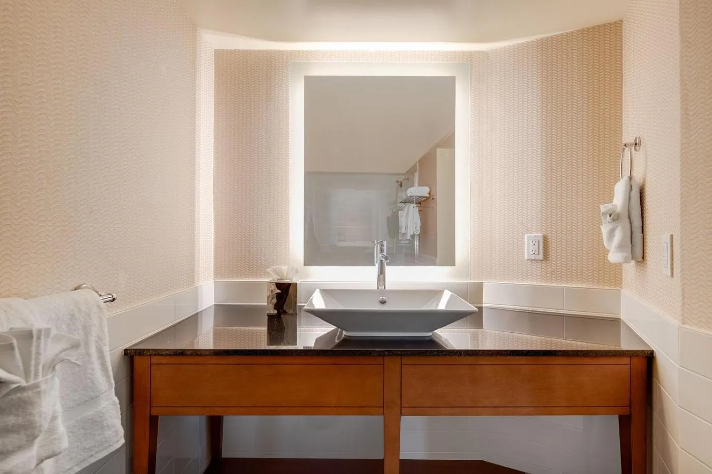 Bathroom in Cormorant Boutique Hotel