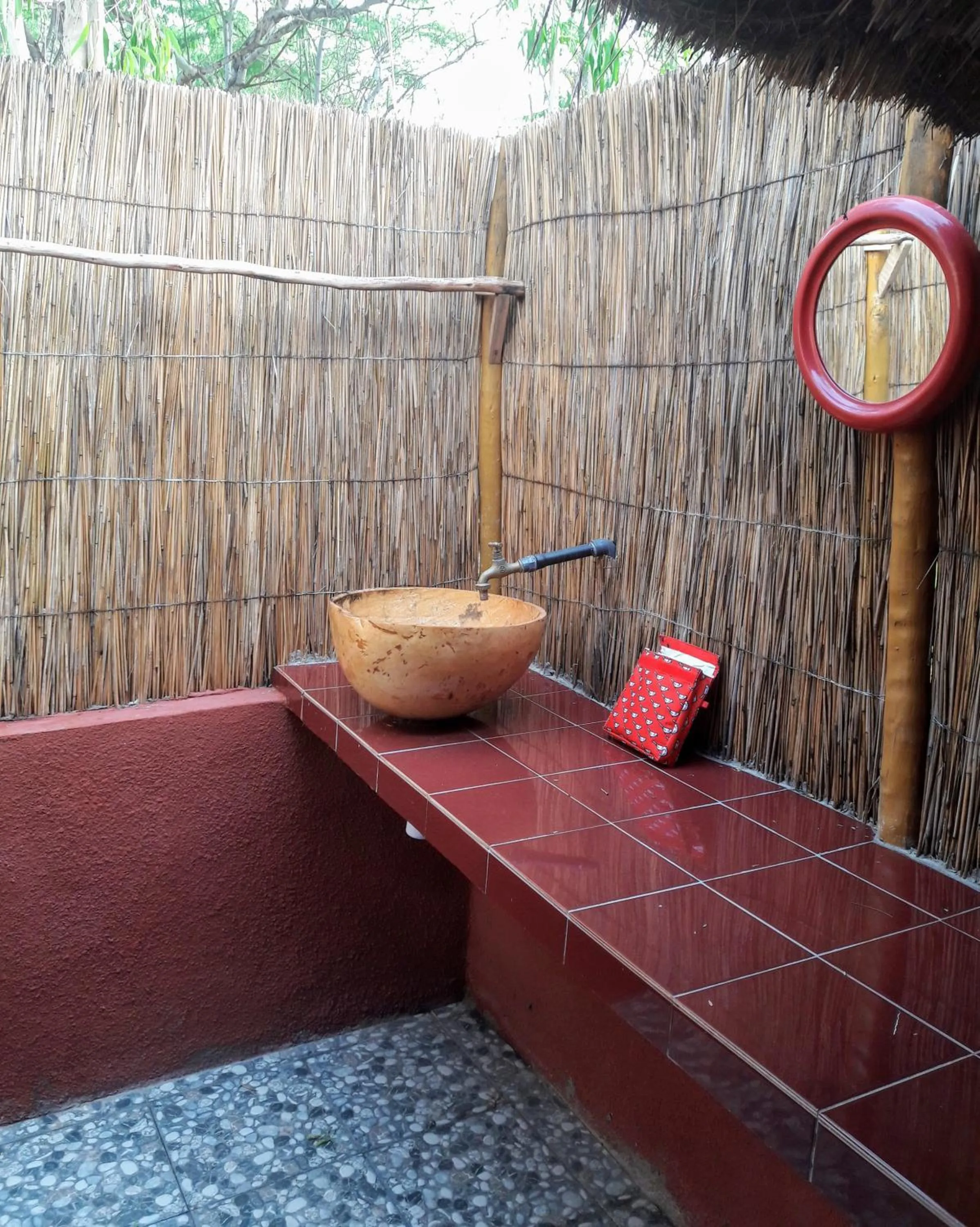Bathroom in Campement Hakuna Lodge