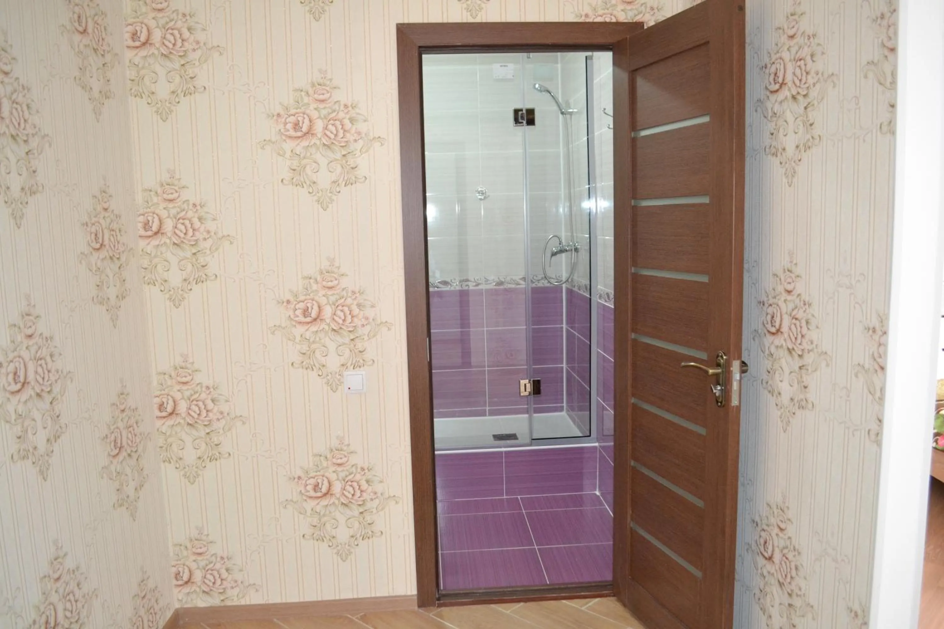 Bathroom in Hotel Alash