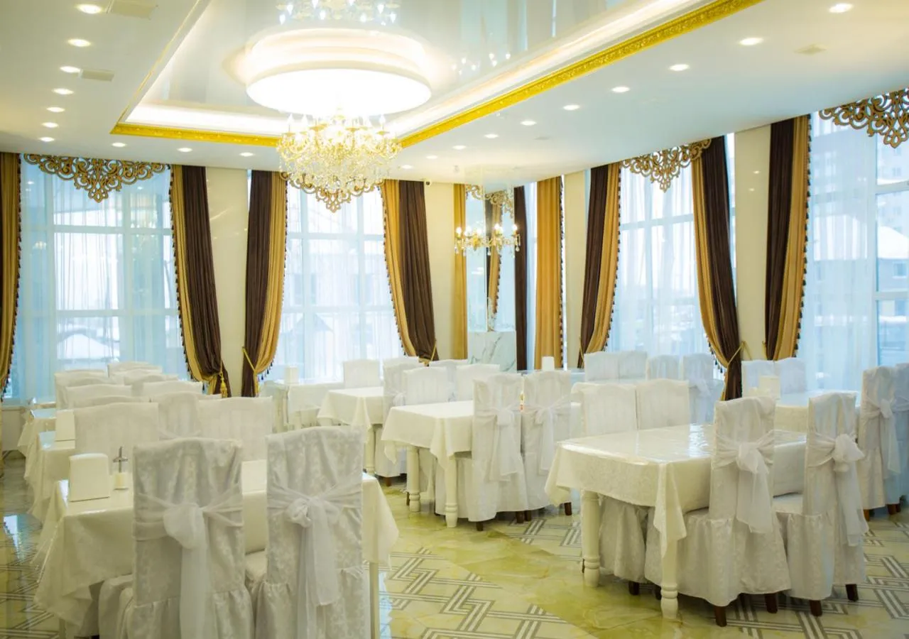Restaurant/places to eat in Hotel Alash