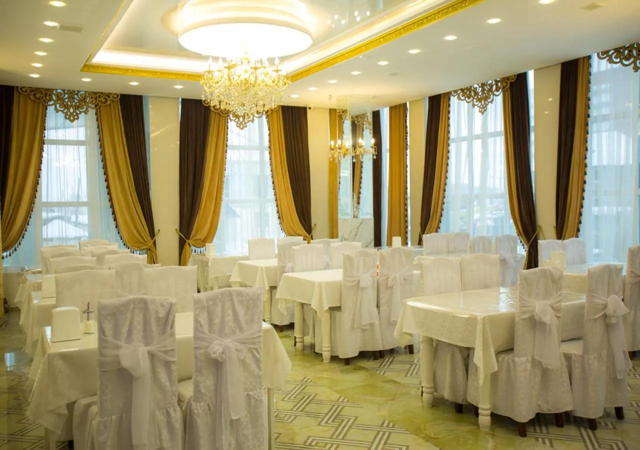 Restaurant/places to eat in Hotel Alash