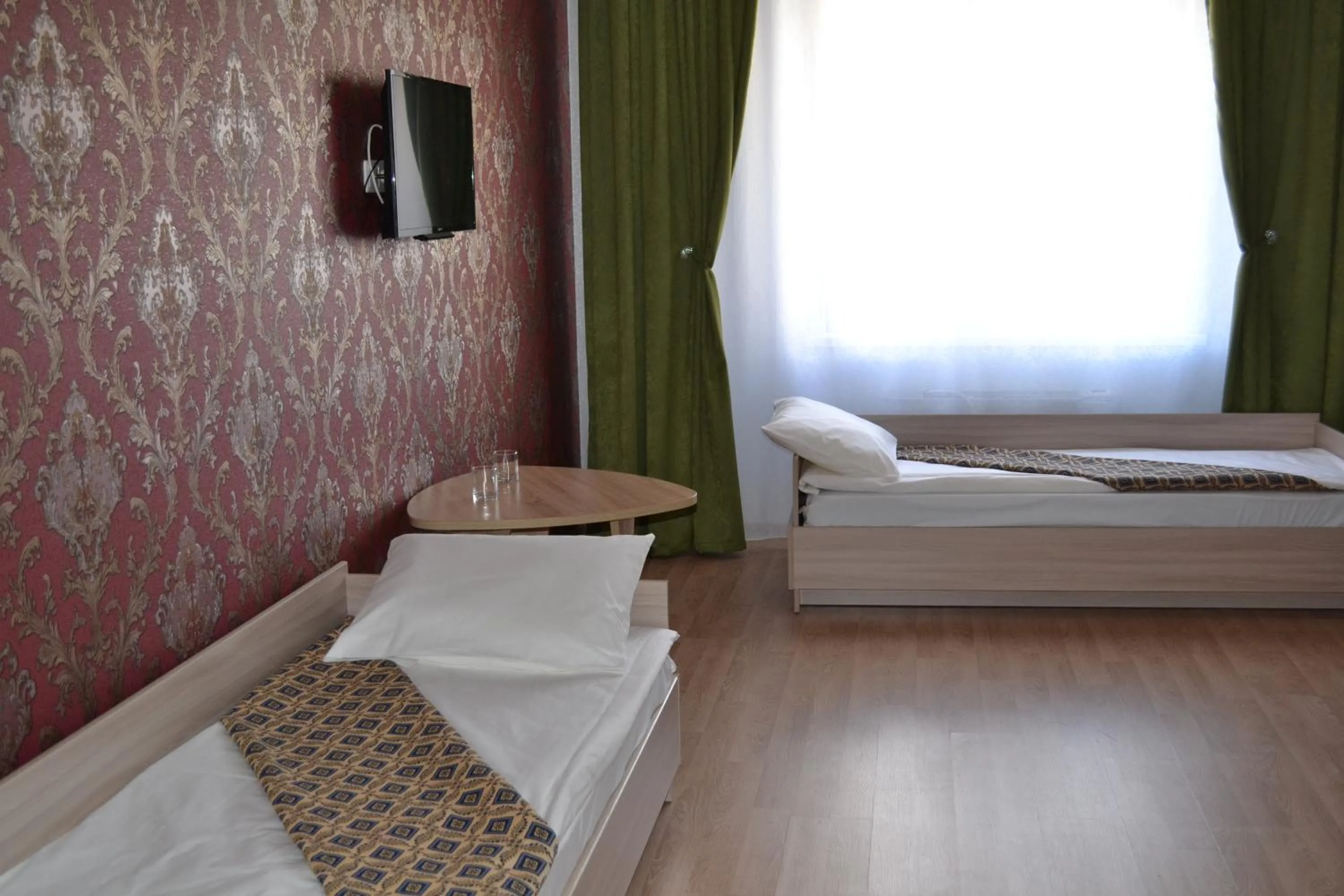 Bed in Hotel Alash