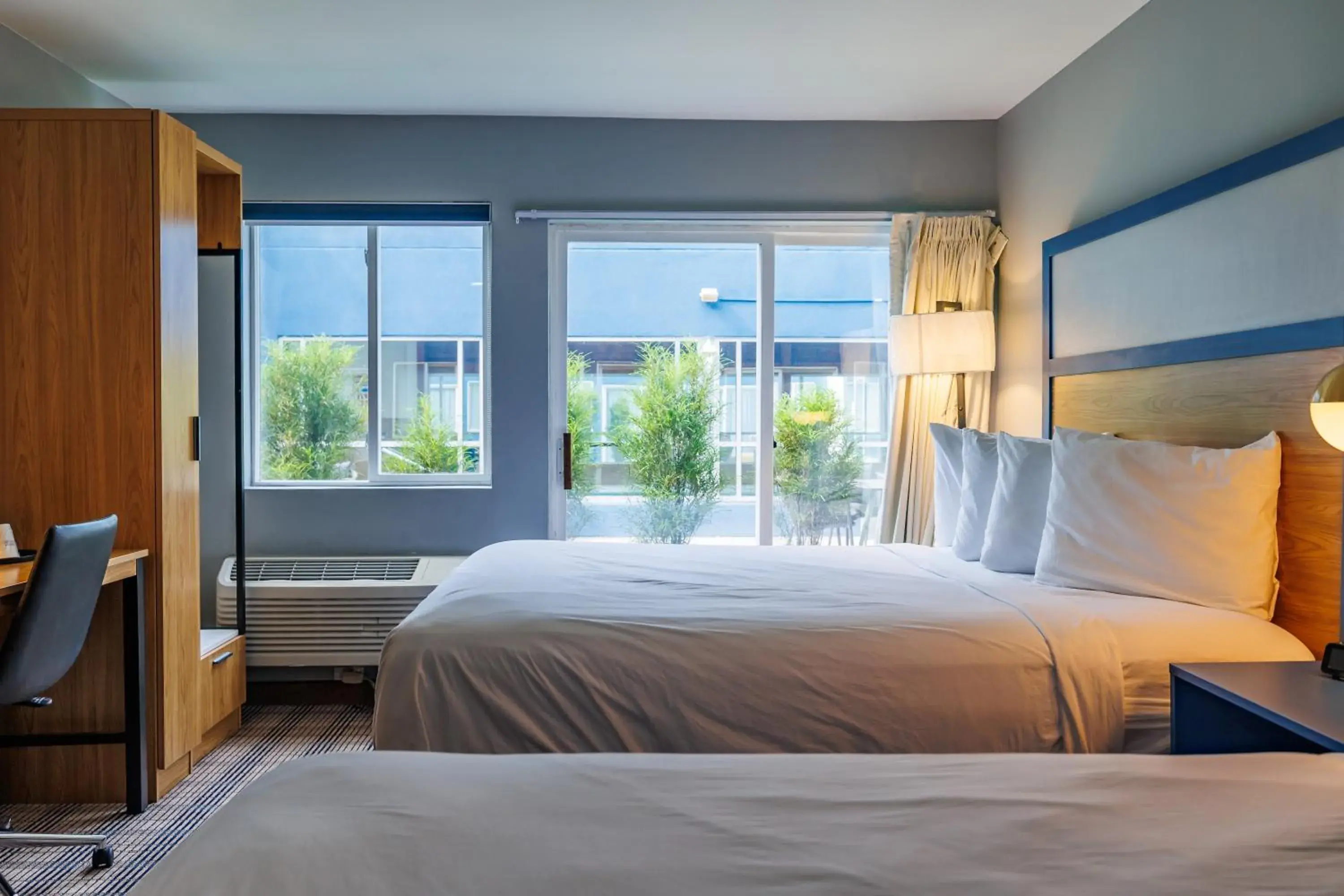 Bedroom, Bed in AmericInn by Wyndham Omaha Near Zoo Bedroom, Bed in AmericInn by Wyndham Omaha Near Zoo