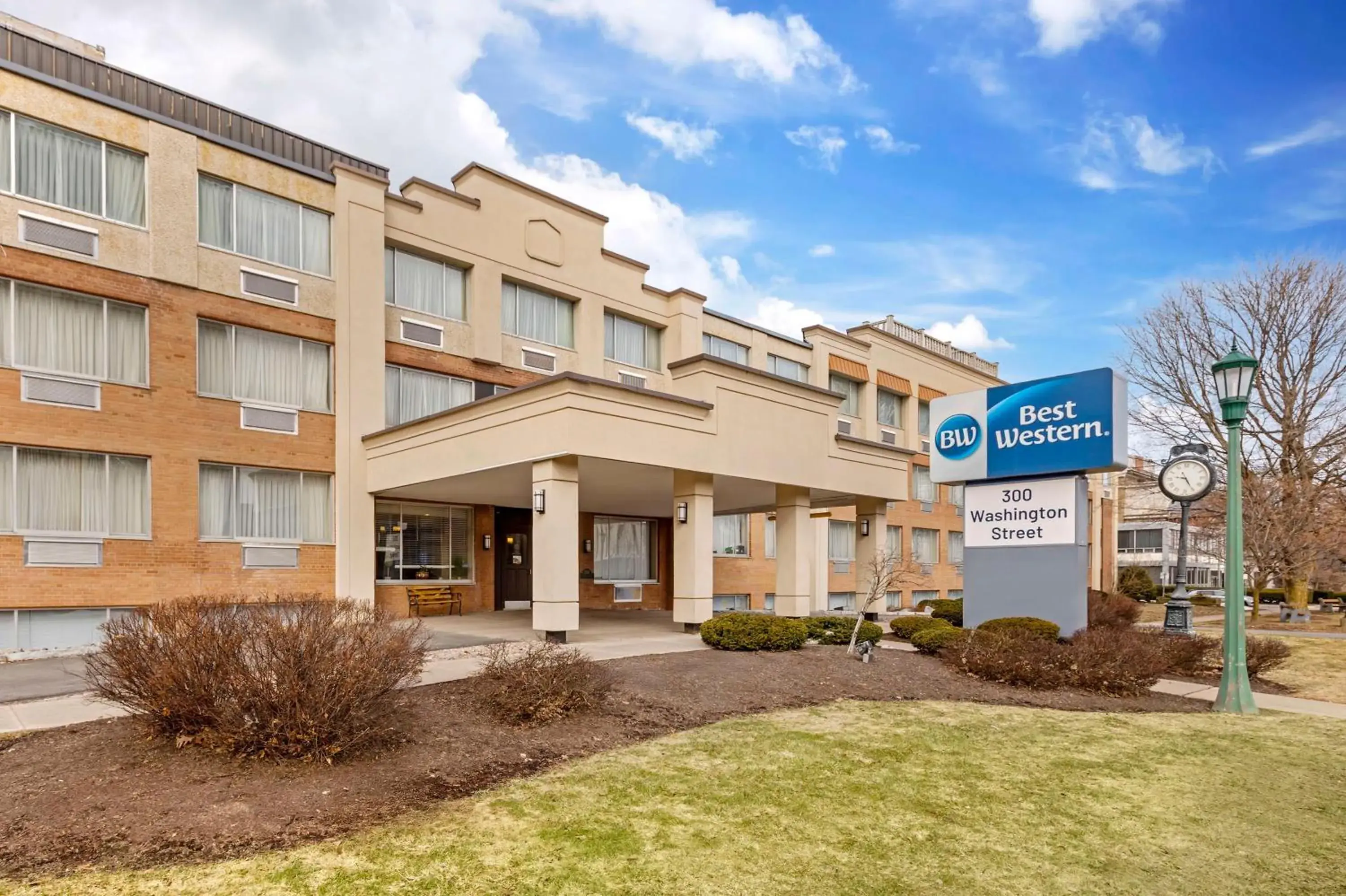 Property building in Best Western Watertown/Fort Drum Property building in Best Western Watertown/Fort Drum