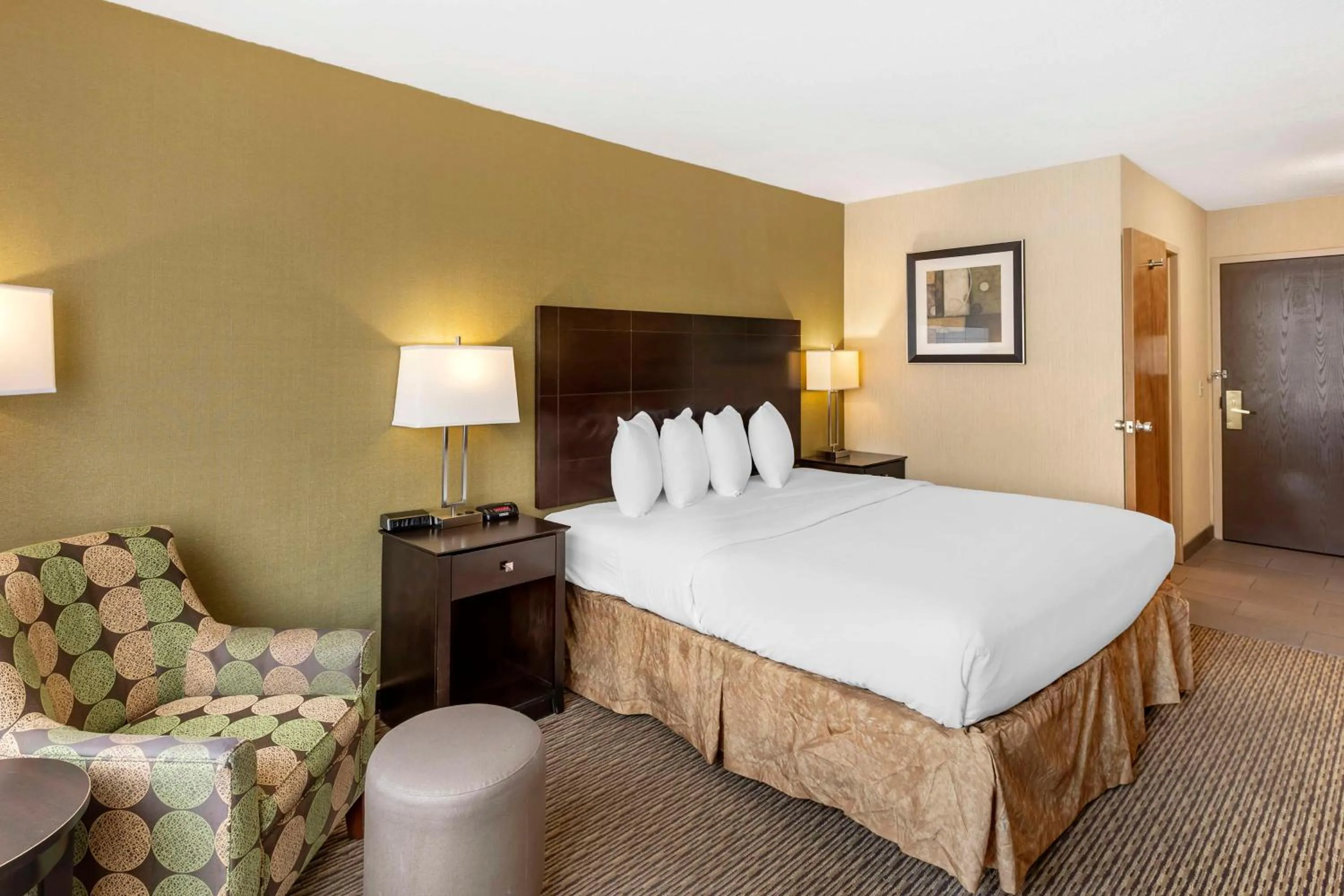 Bedroom, Bed in Best Western Watertown/Fort Drum