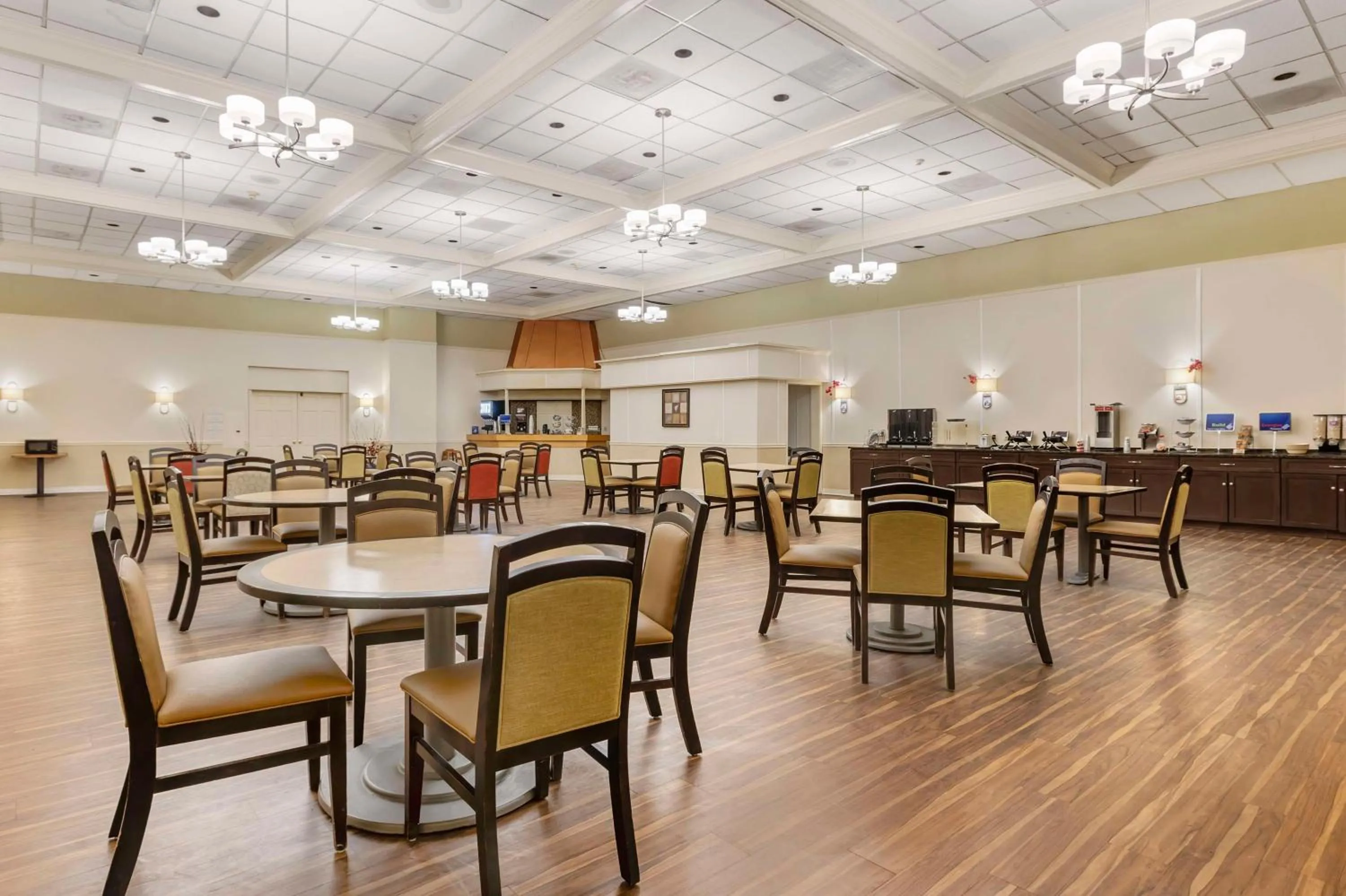 Breakfast in Best Western Watertown/Fort Drum