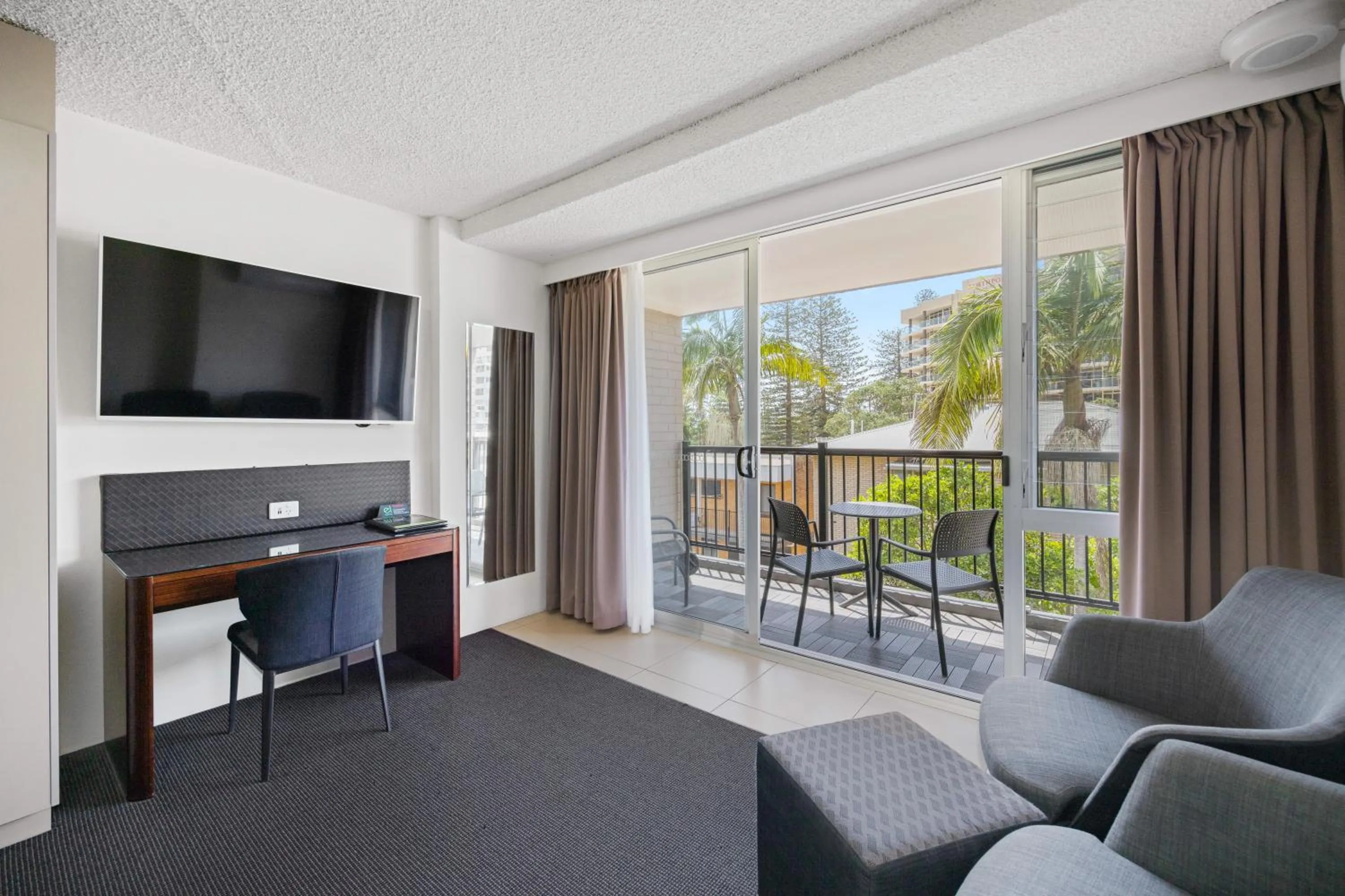 Bedroom in El Motor Inn