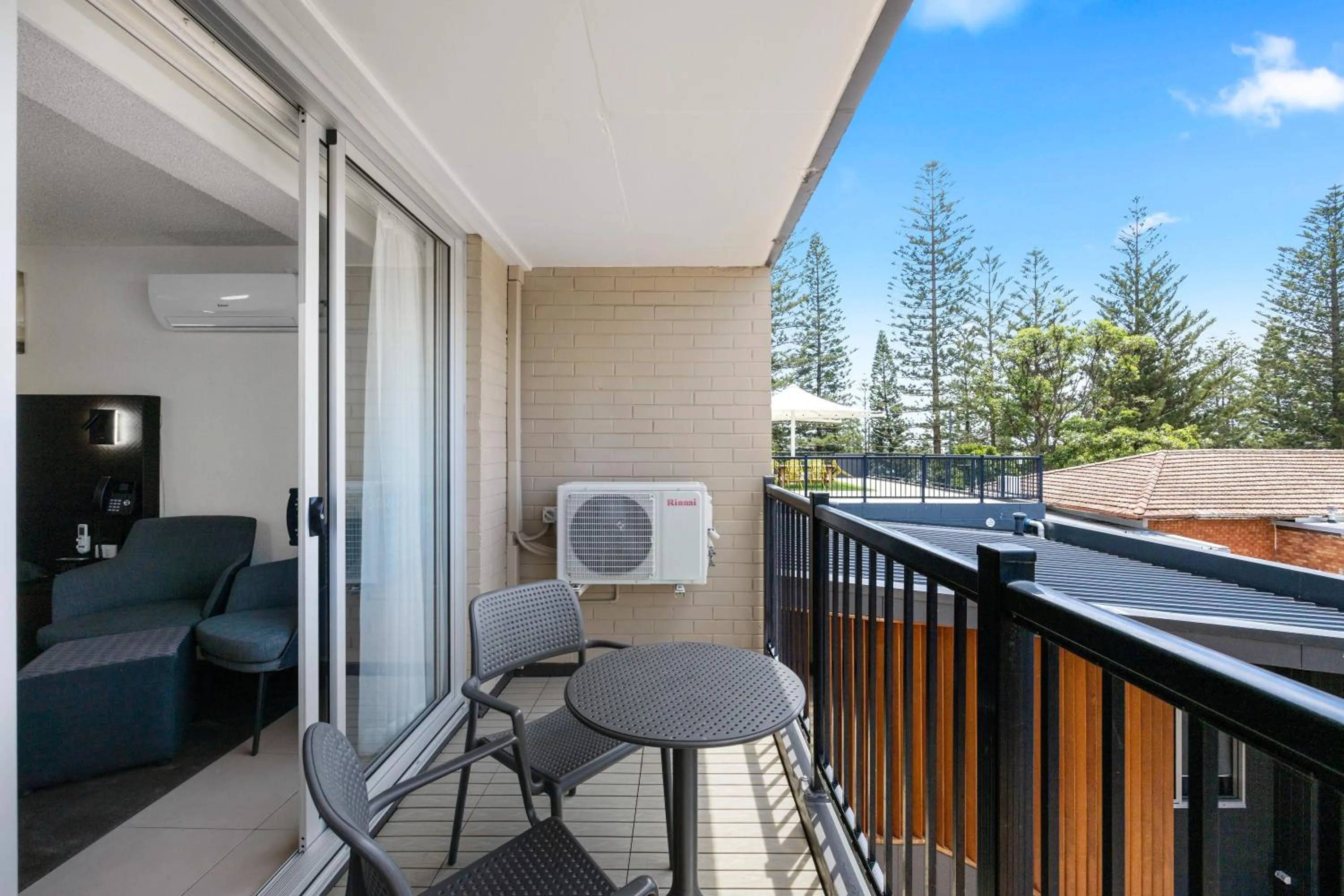 Balcony/Terrace in El Motor Inn