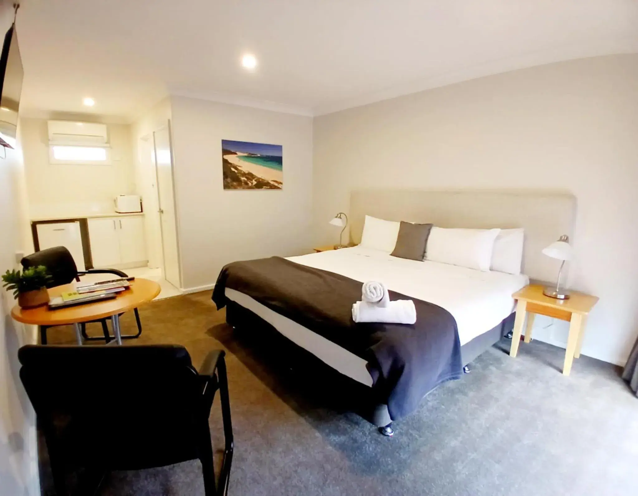 Bed in Higgins Lane Motel Bed in Higgins Lane Motel