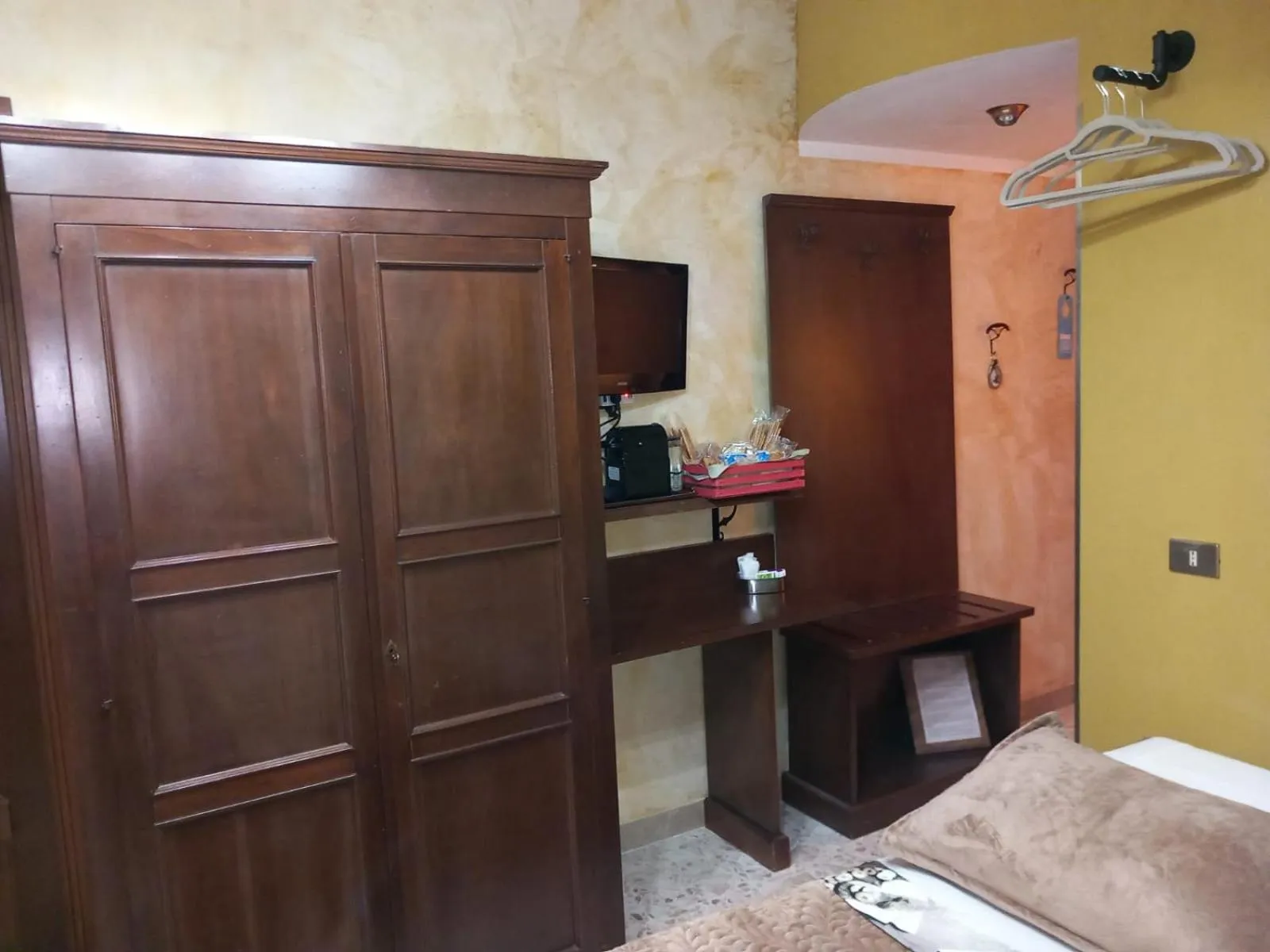 Photo of the whole room, Bed in Lussuoso B&B