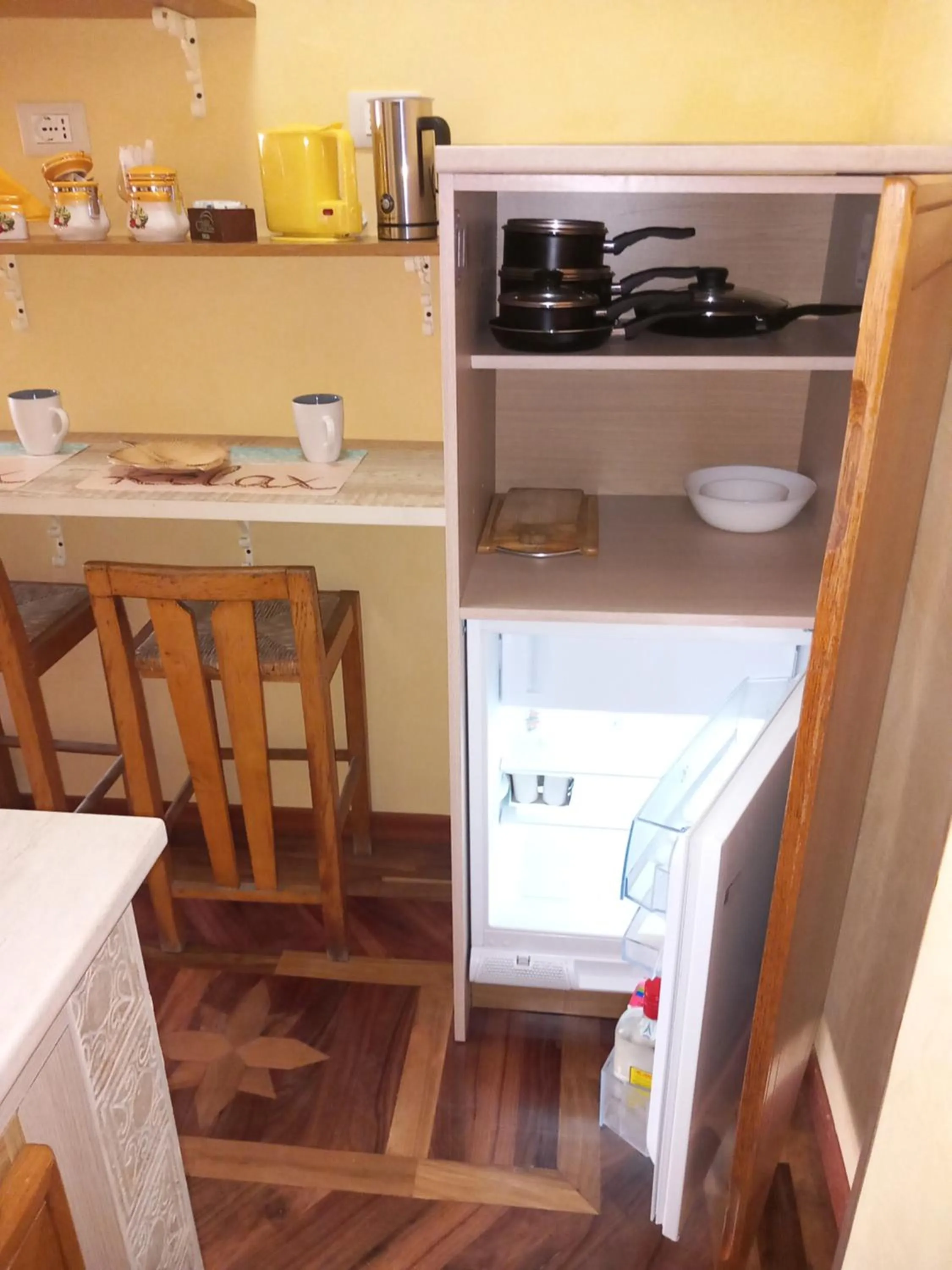 kitchen in Lussuoso B&B