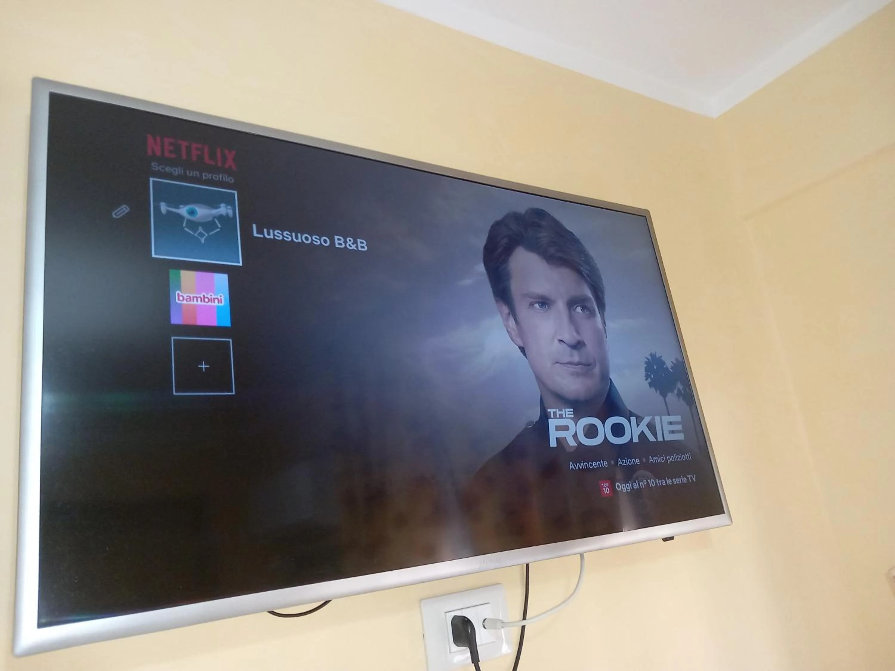 TV and multimedia in Lussuoso B&B