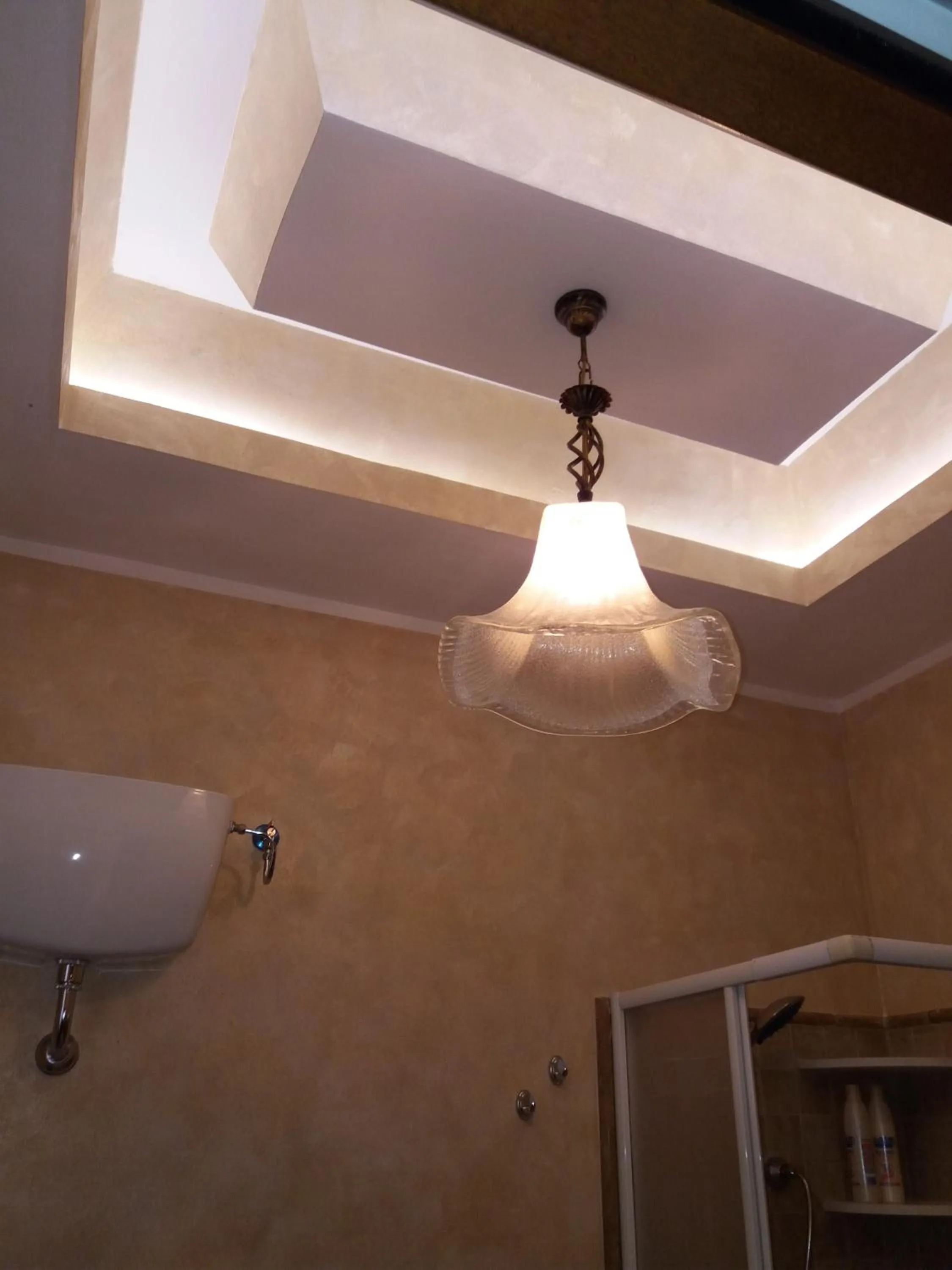 Bathroom in Lussuoso B&B