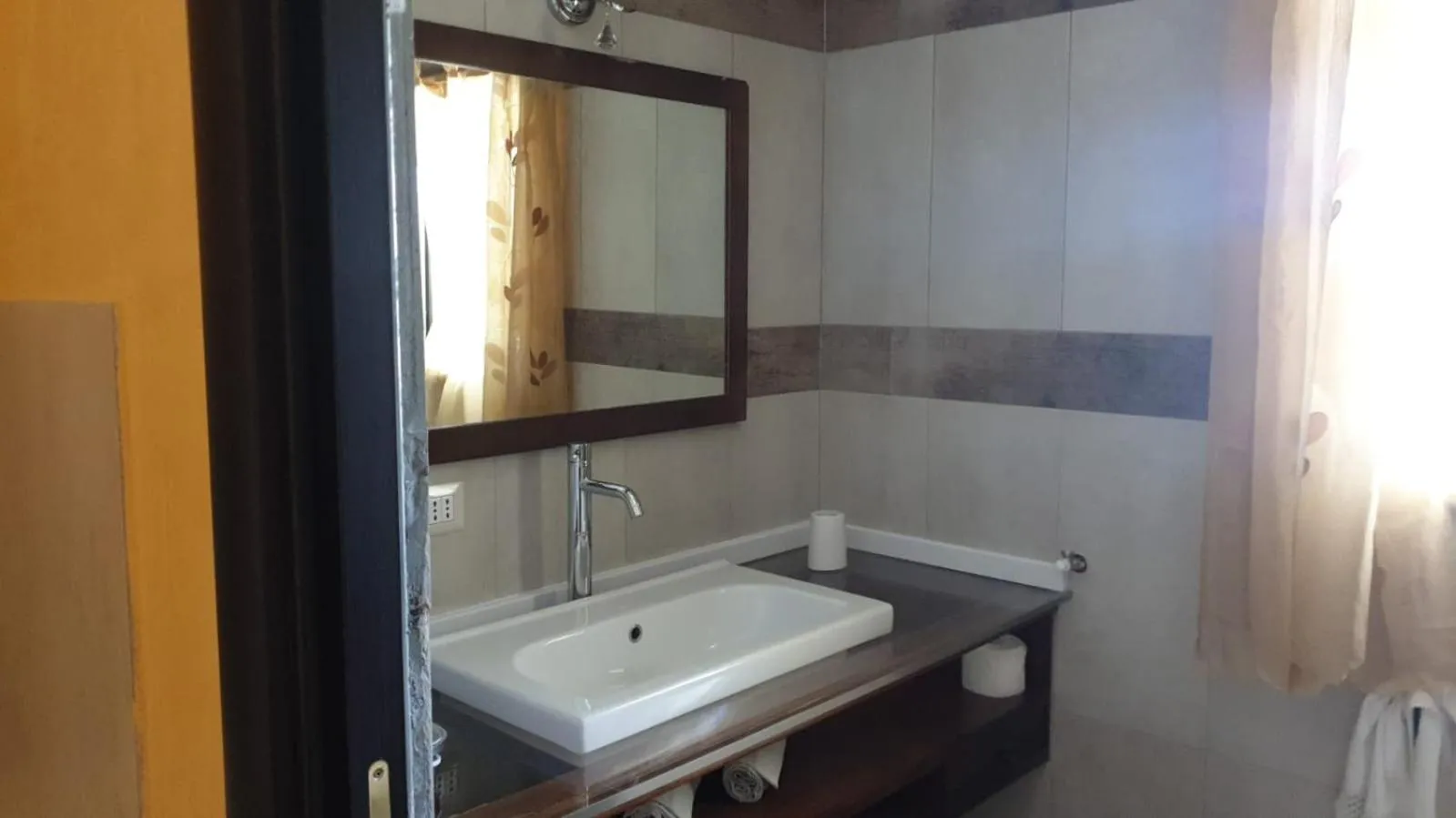 Bathroom in Lussuoso B&B