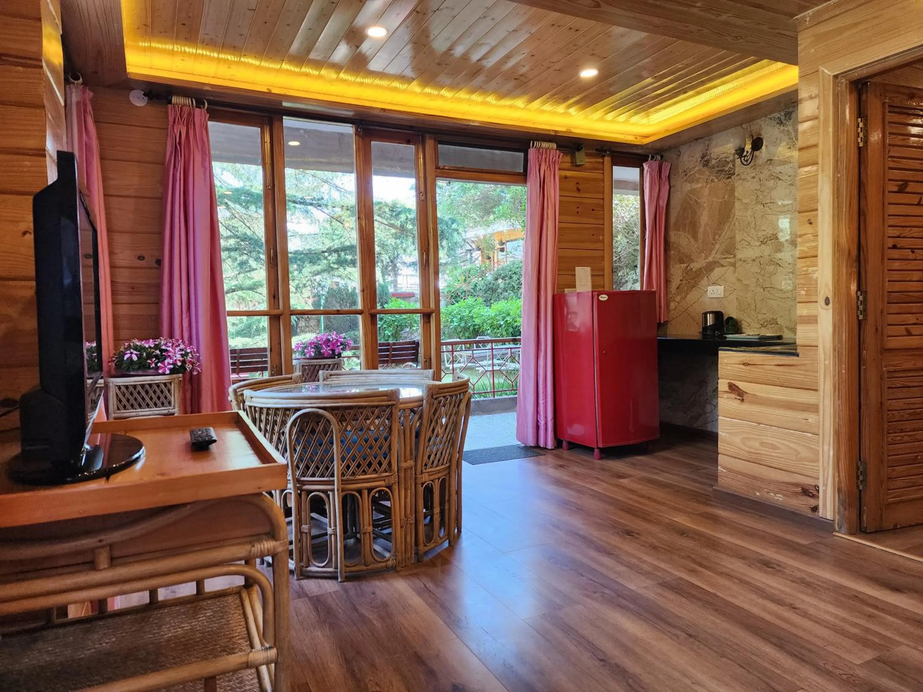 Seating area in The Chalets Naldehra