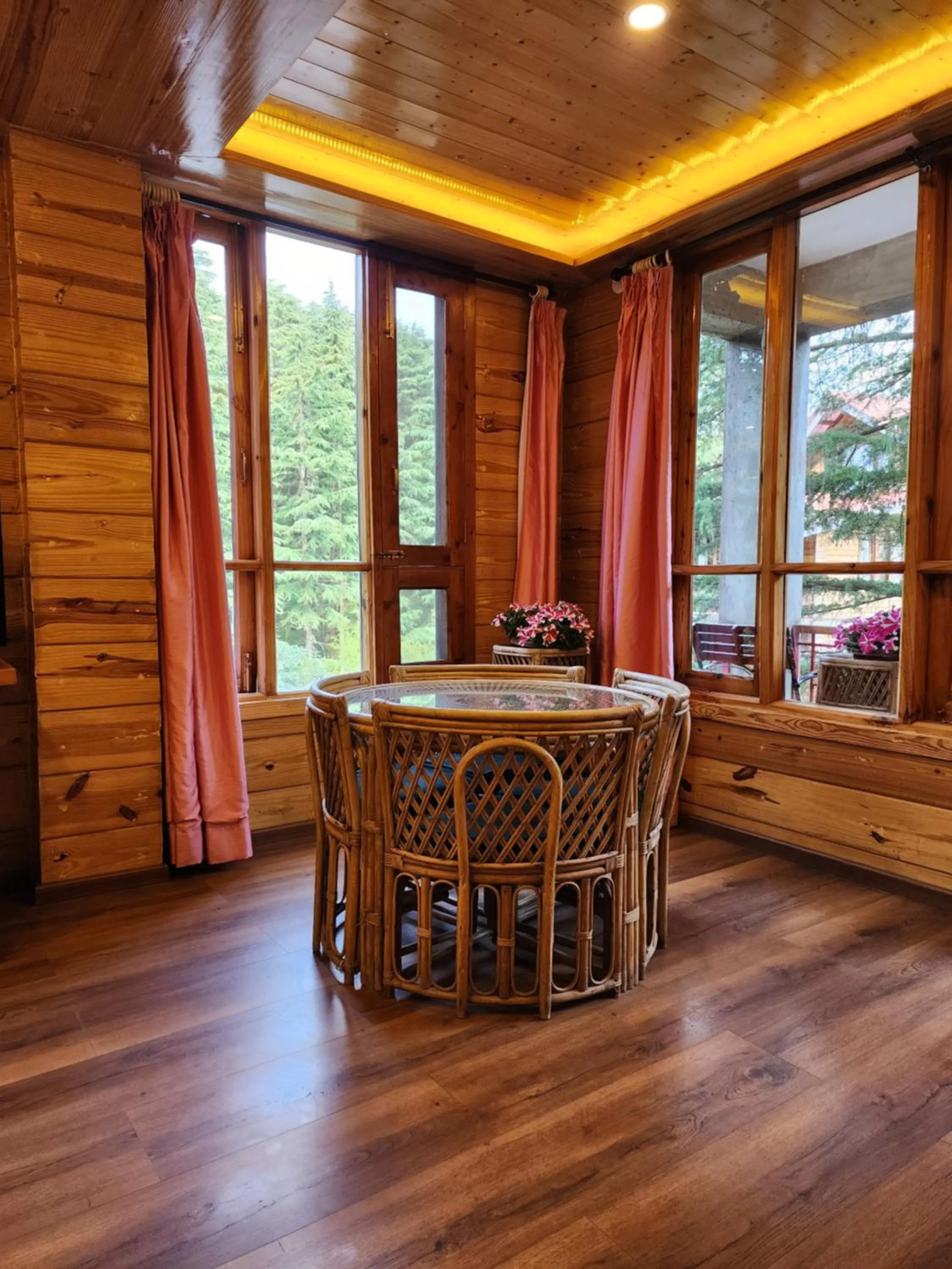 Seating area in The Chalets Naldehra