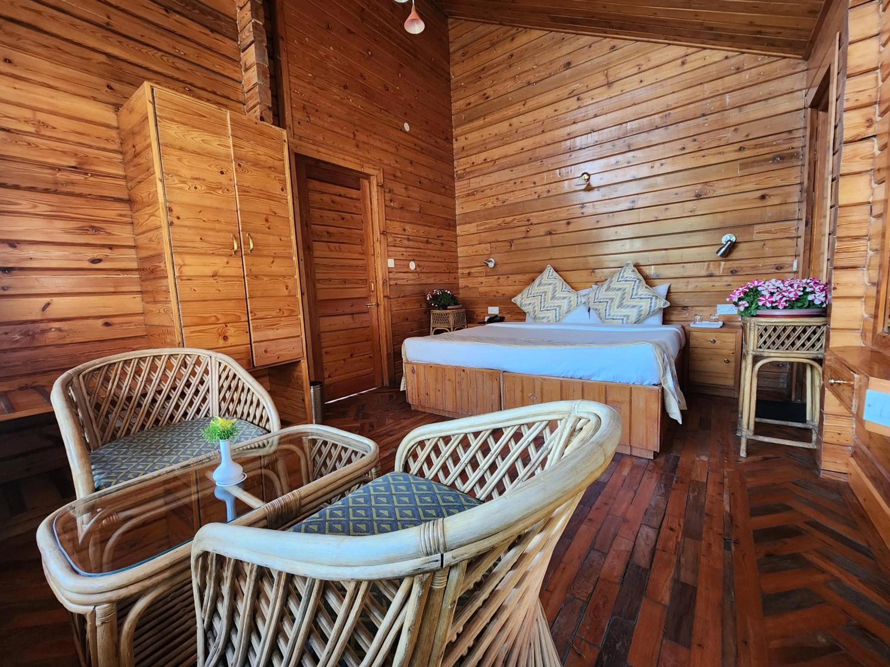 Bed in The Chalets Naldehra