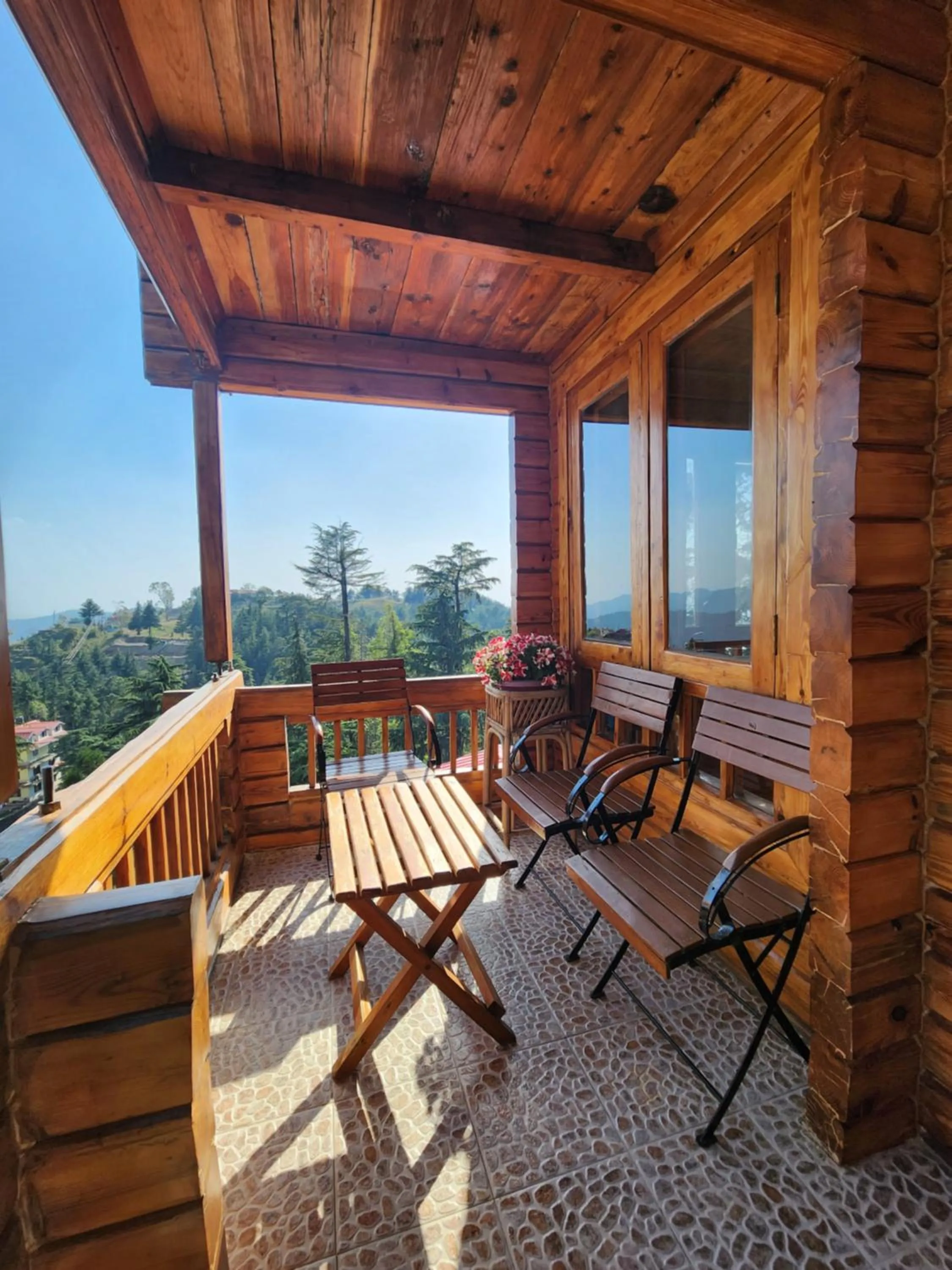 Balcony/Terrace in The Chalets Naldehra