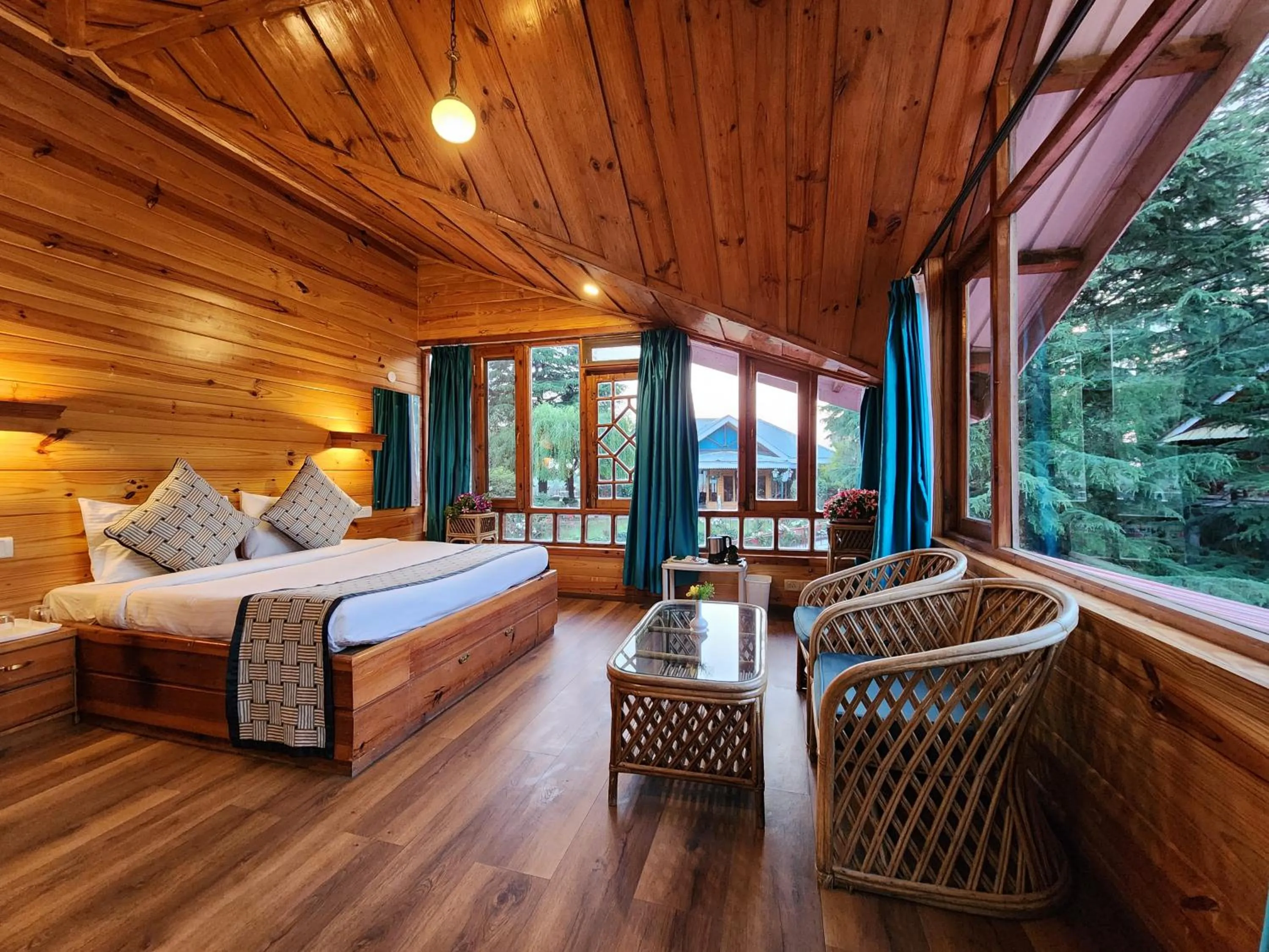 Bed in The Chalets Naldehra