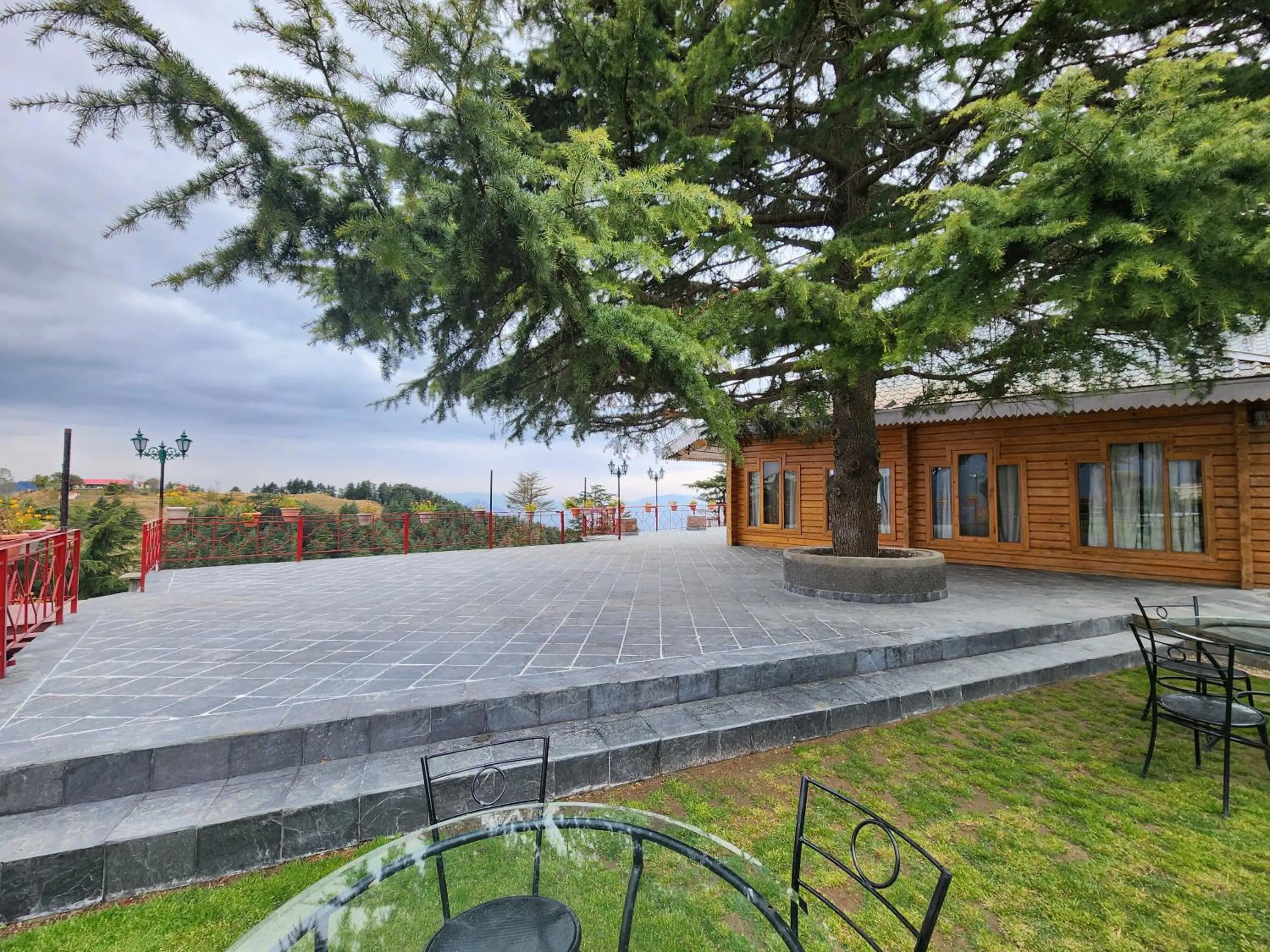 The Chalets Naldehra