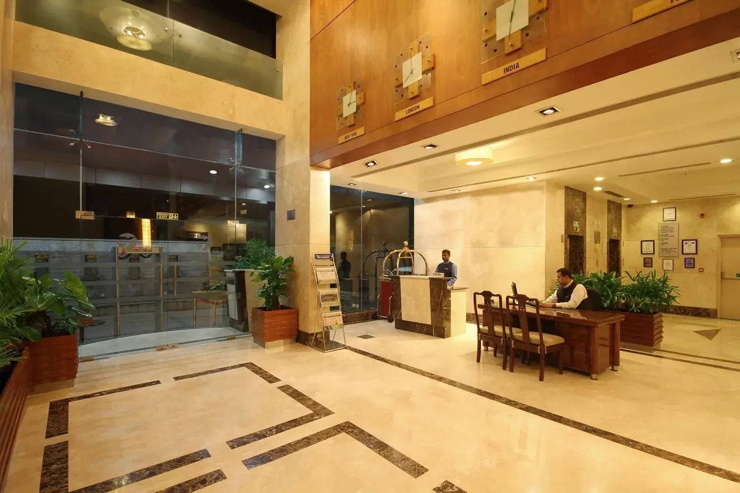 Lobby or reception in Fortune Select JP Cosmos, Bengaluru - Member ITC Hotels' Group Lobby or reception in Fortune Select JP Cosmos, Bengaluru - Member ITC Hotels' Group