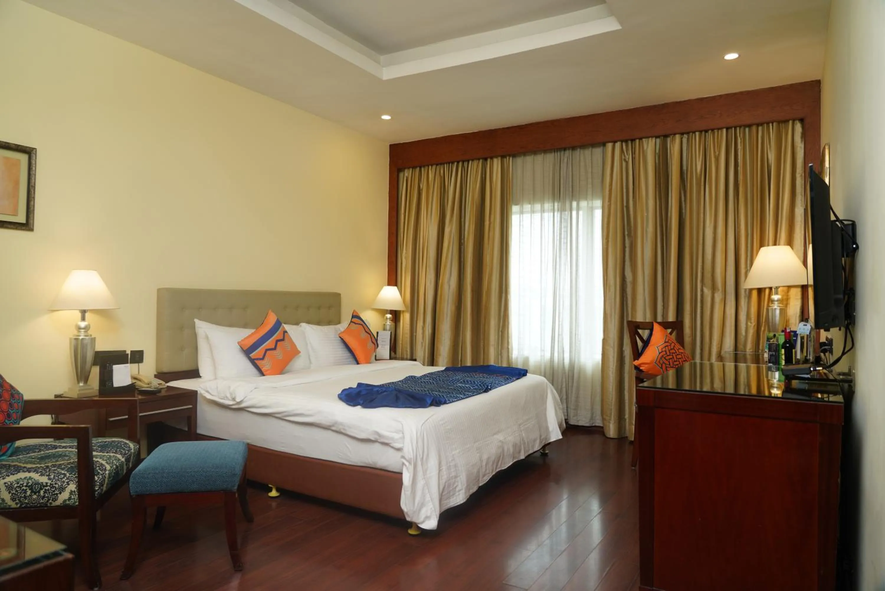 Bed in Fortune Select JP Cosmos, Bengaluru - Member ITC Hotels' Group