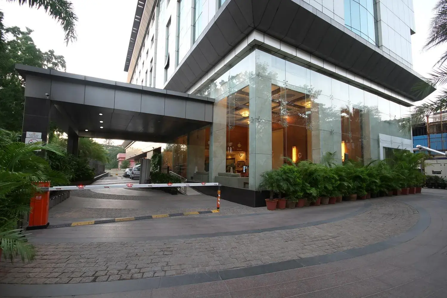 Property building in Fortune Select JP Cosmos, Bengaluru - Member ITC Hotels' Group Property building in Fortune Select JP Cosmos, Bengaluru - Member ITC Hotels' Group