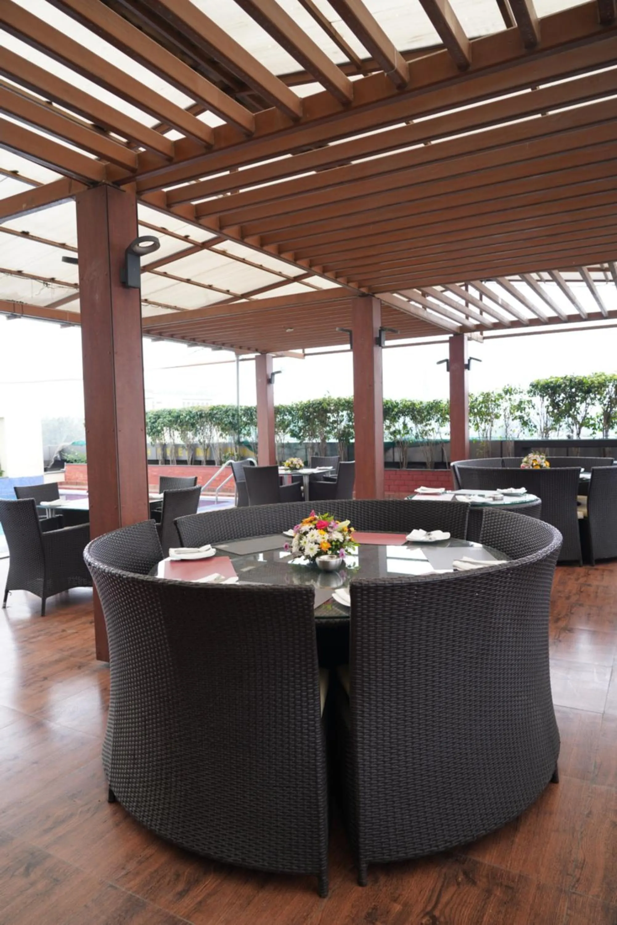 Lounge or bar in Fortune Select JP Cosmos, Bengaluru - Member ITC Hotels' Group