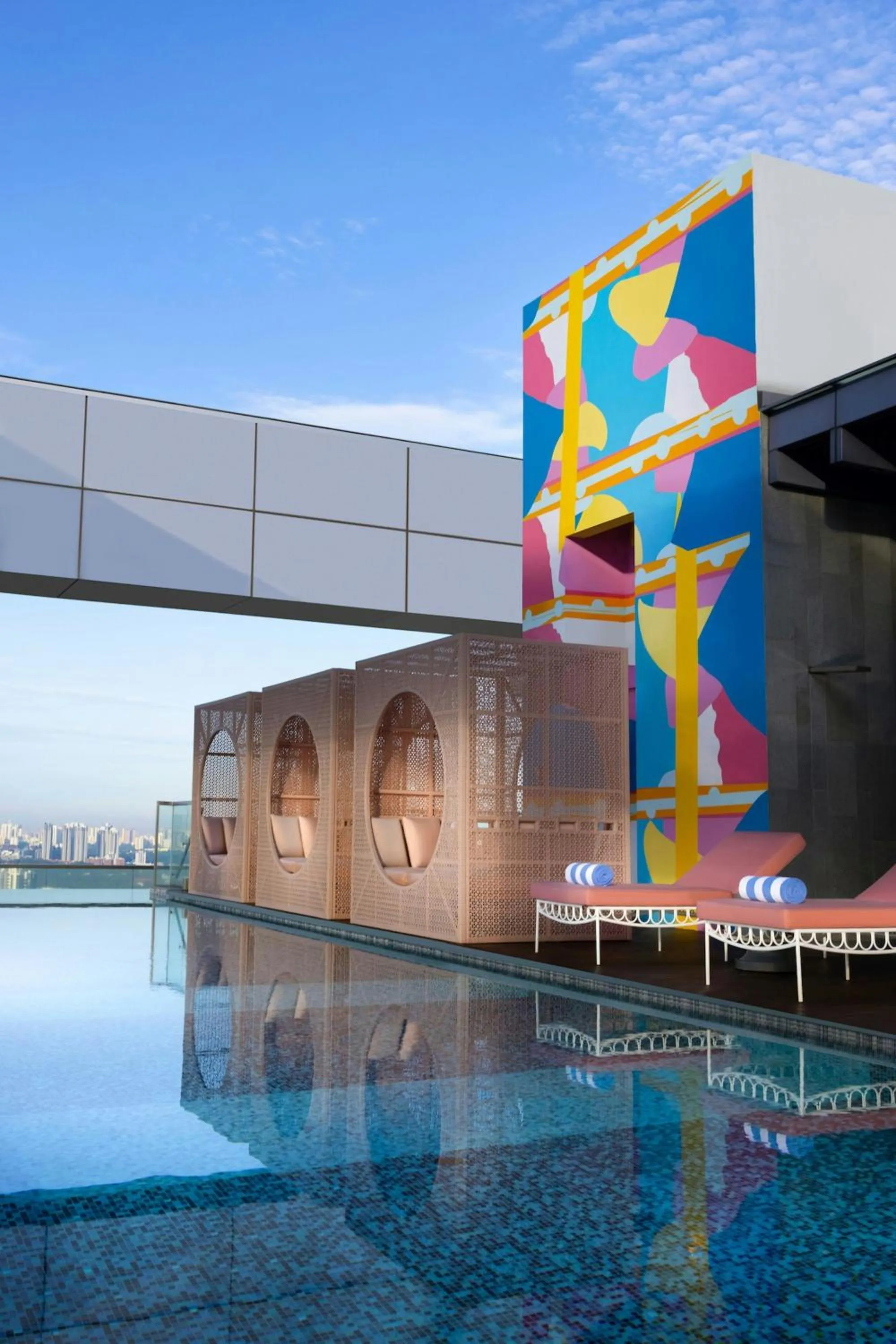 Swimming pool in Courtyard by Marriott Singapore Novena