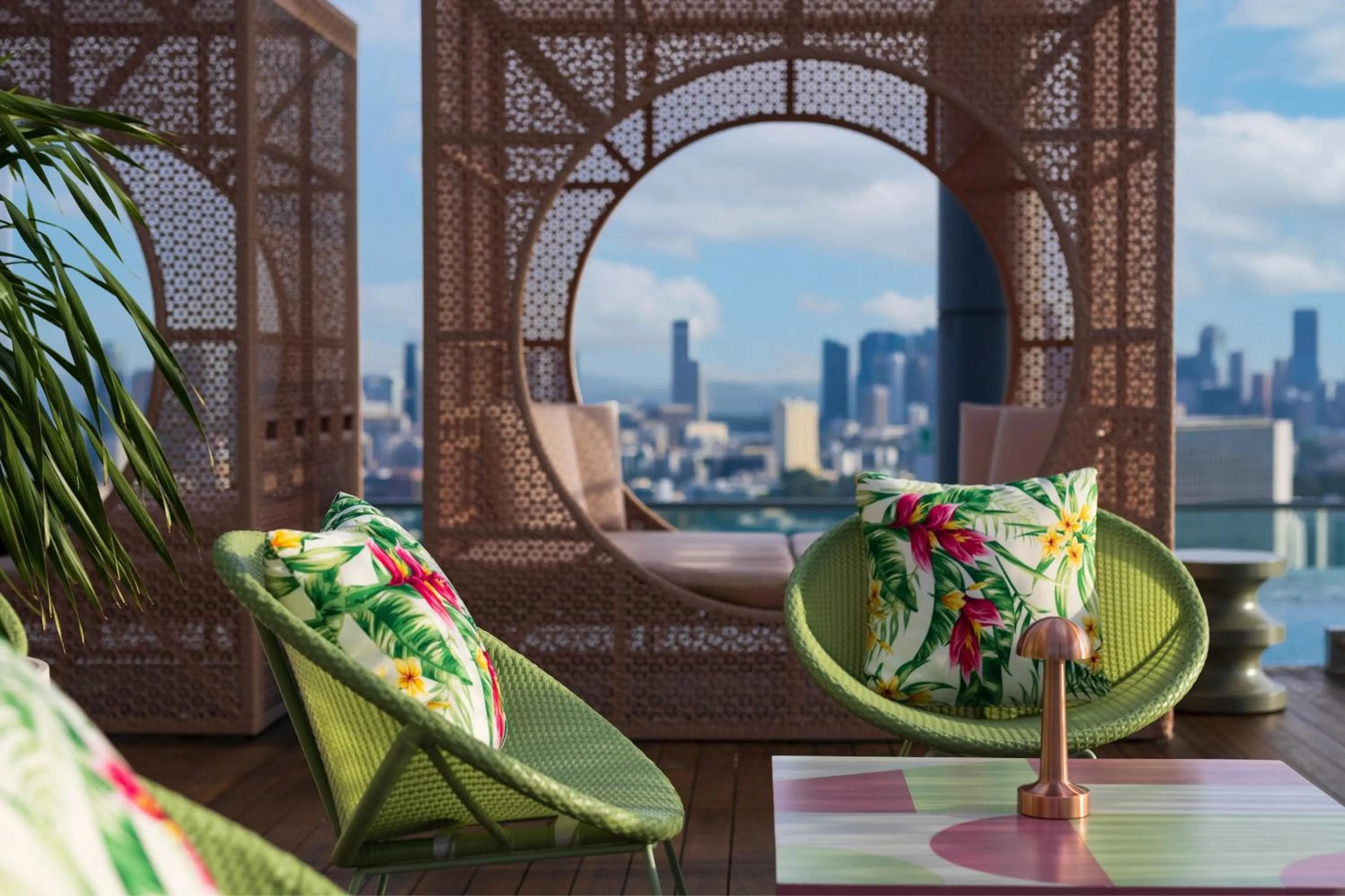 Lounge or bar in Courtyard by Marriott Singapore Novena