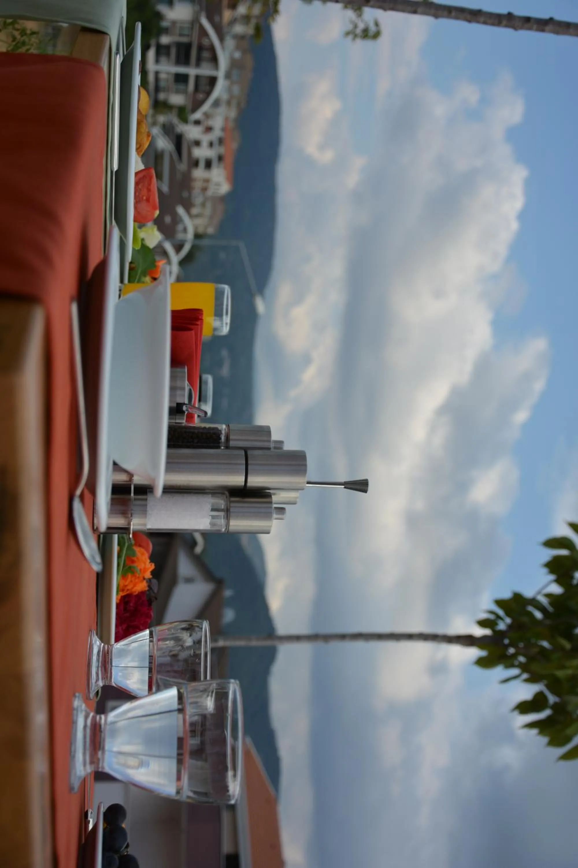 Time of day in ITU Evi Bursa