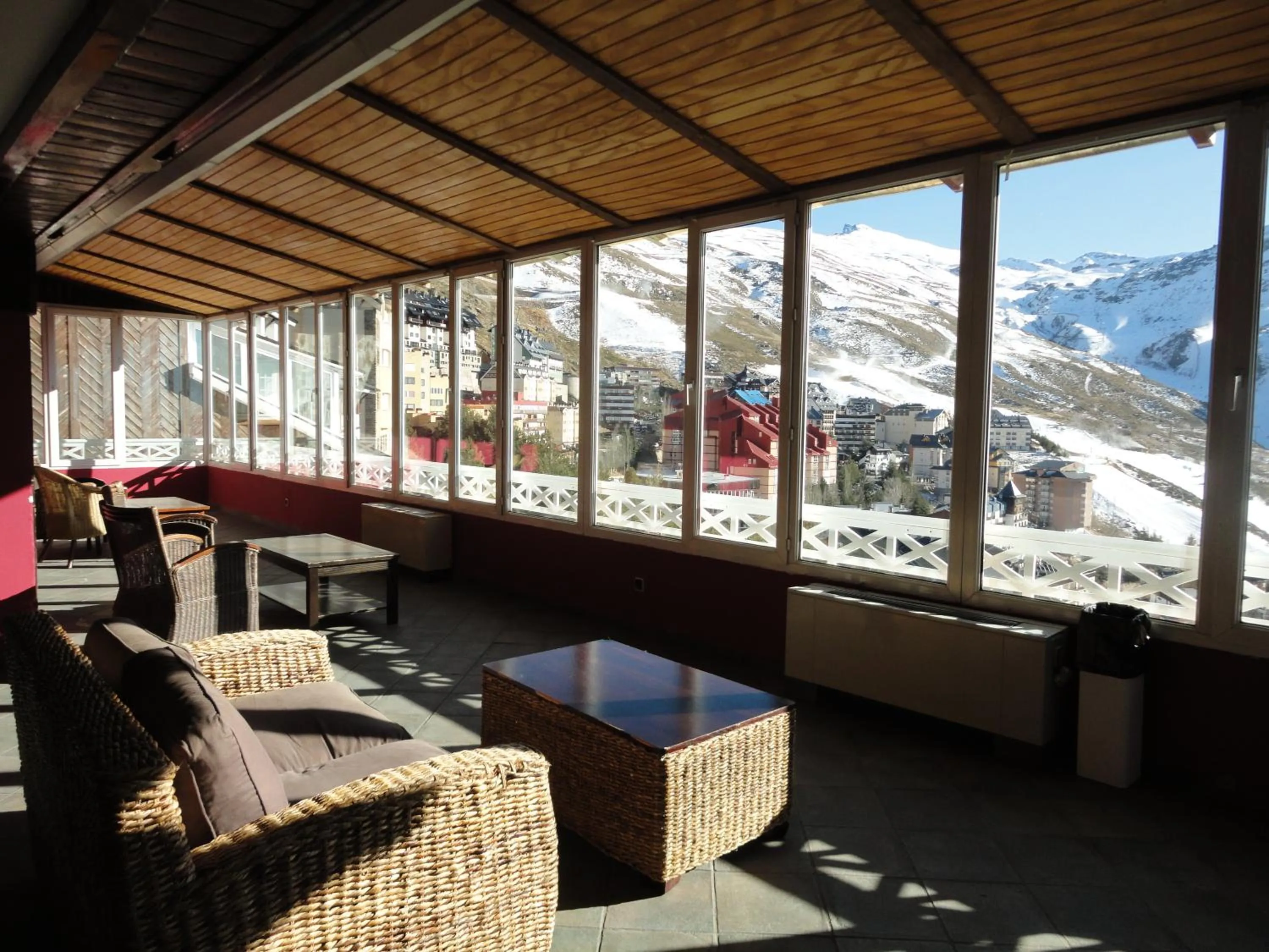 Lounge or bar in Hotel Reino Nevado
