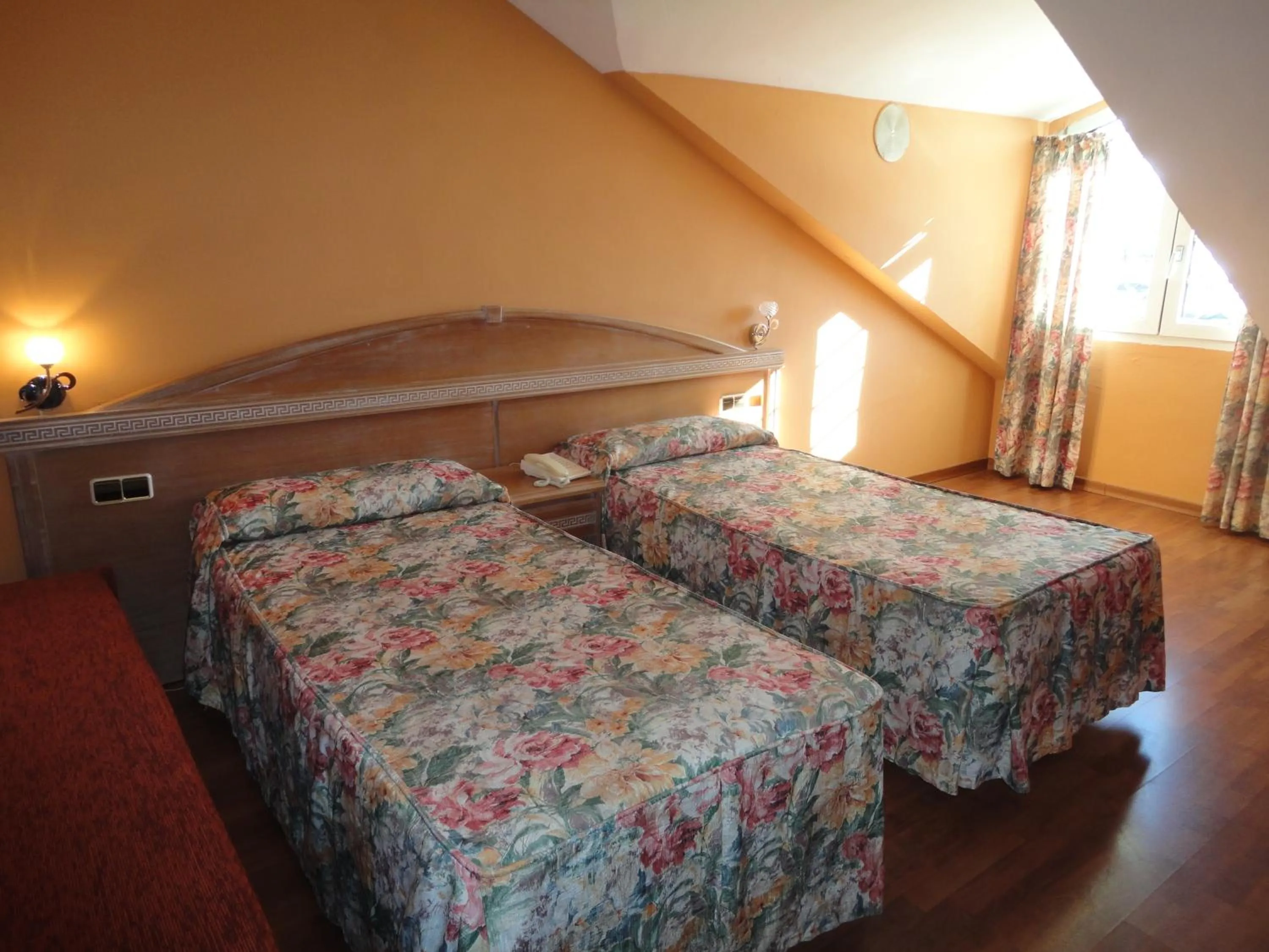 Photo of the whole room, Bed in Hotel Reino Nevado