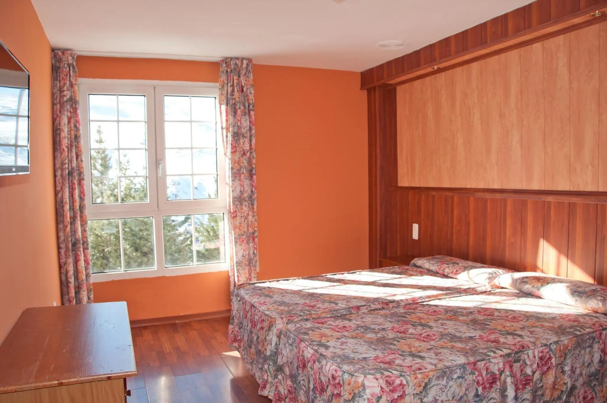 Photo of the whole room, Bed in Hotel Reino Nevado