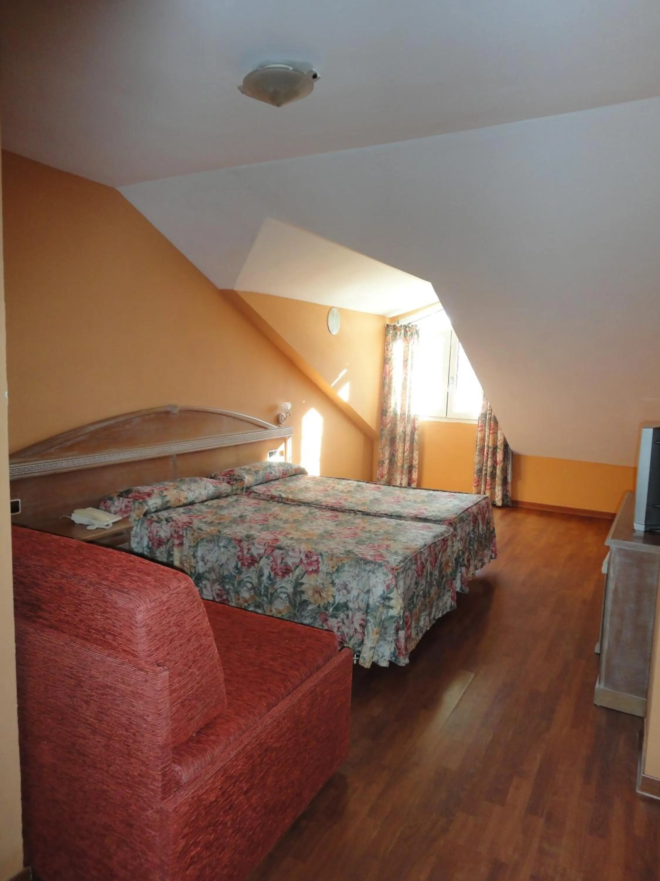 Photo of the whole room, Bed in Hotel Reino Nevado