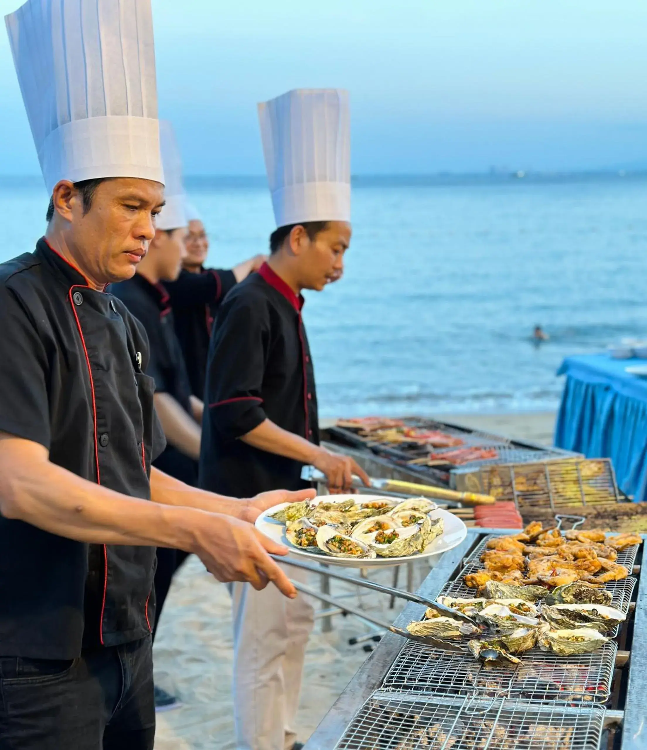 Restaurant/places to eat in Son Tra Beach Resort & Spa Danang Restaurant/places to eat in Son Tra Beach Resort & Spa Danang