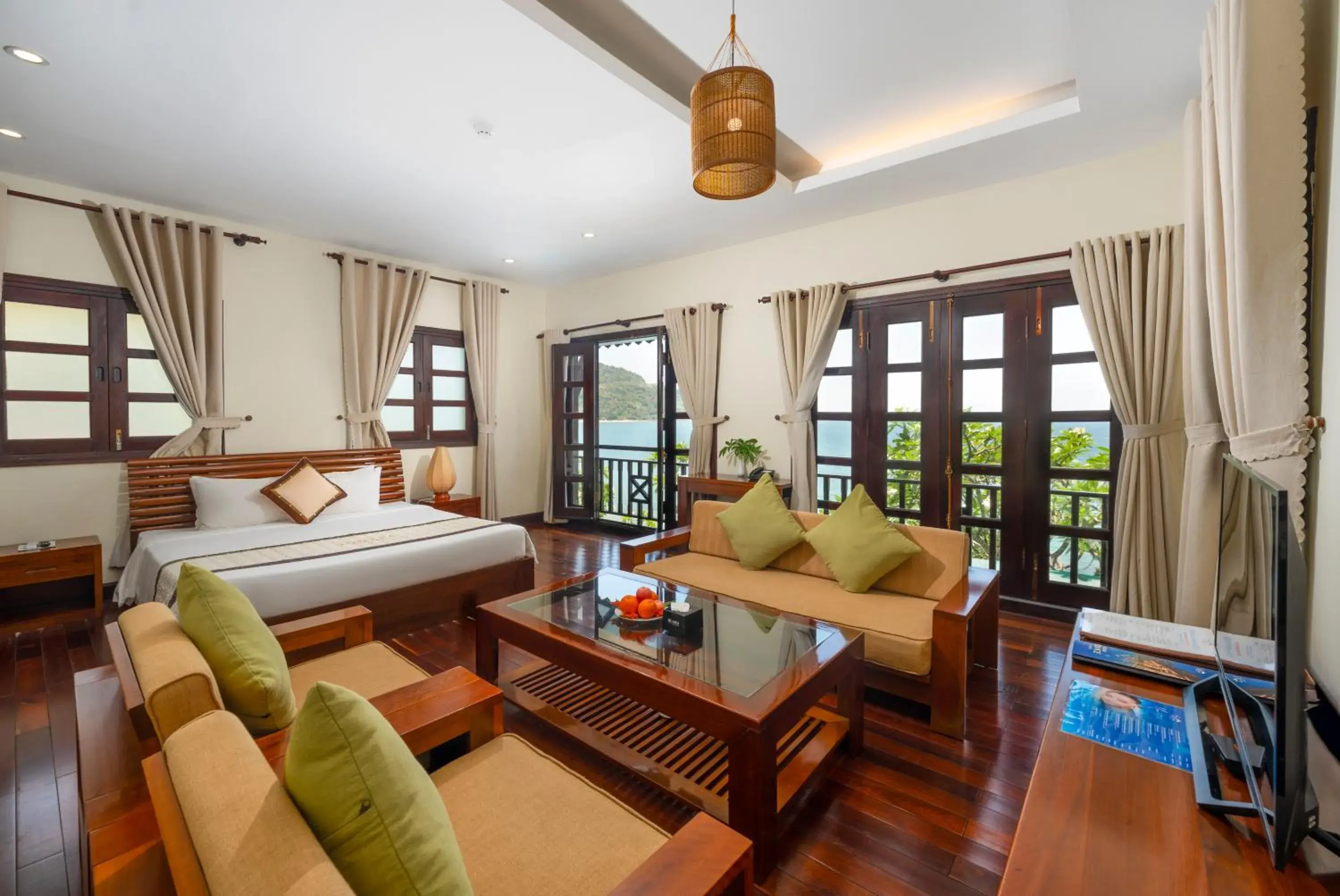 Property building, Bed in Son Tra Beach Resort & Spa Danang Property building, Bed in Son Tra Beach Resort & Spa Danang