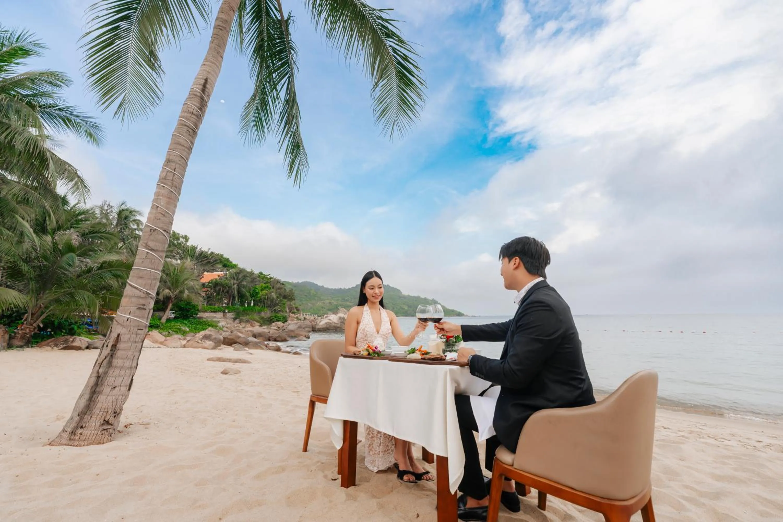 Day in Son Tra Beach Resort & Spa Danang