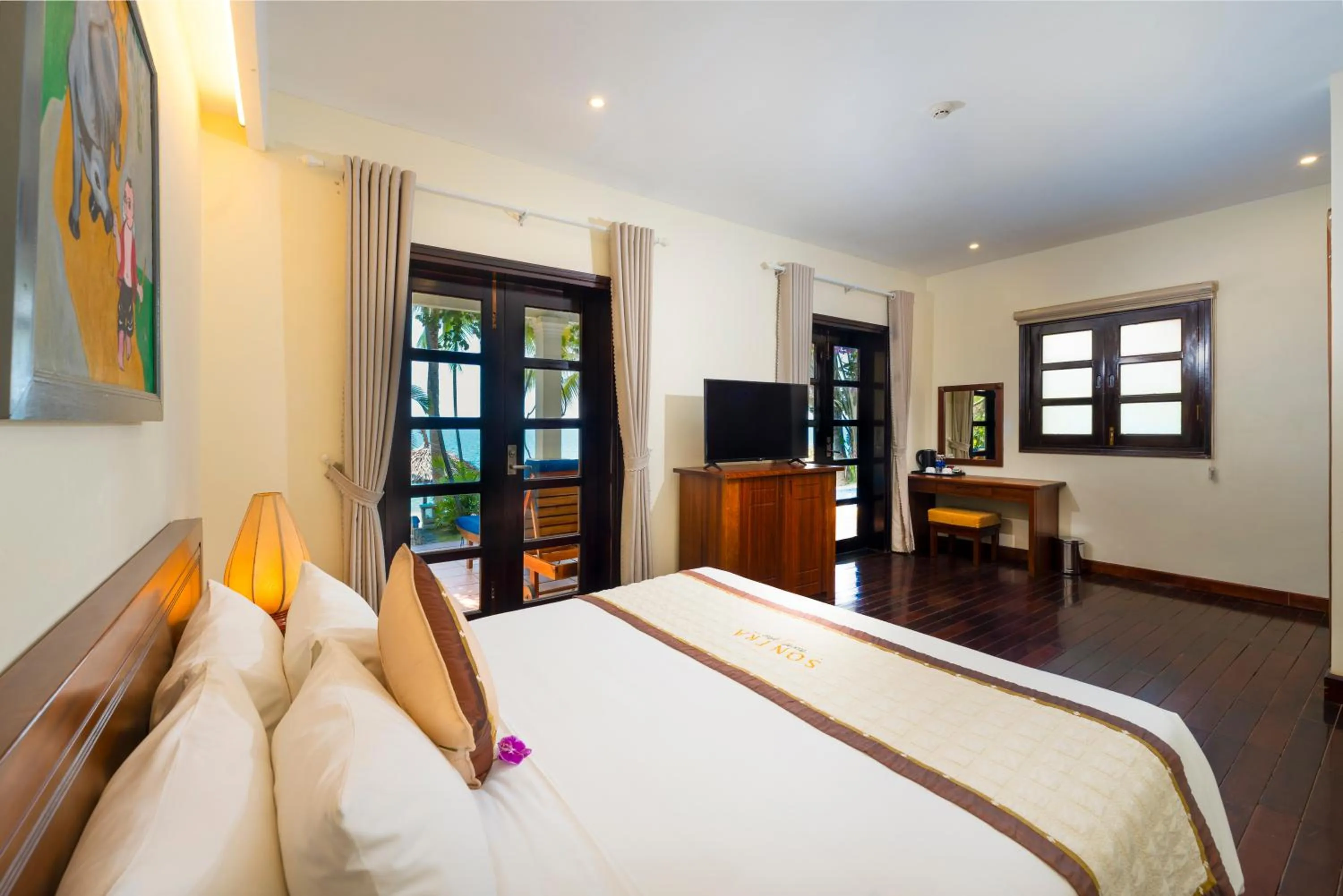 Property building, Bed in Son Tra Beach Resort & Spa Danang