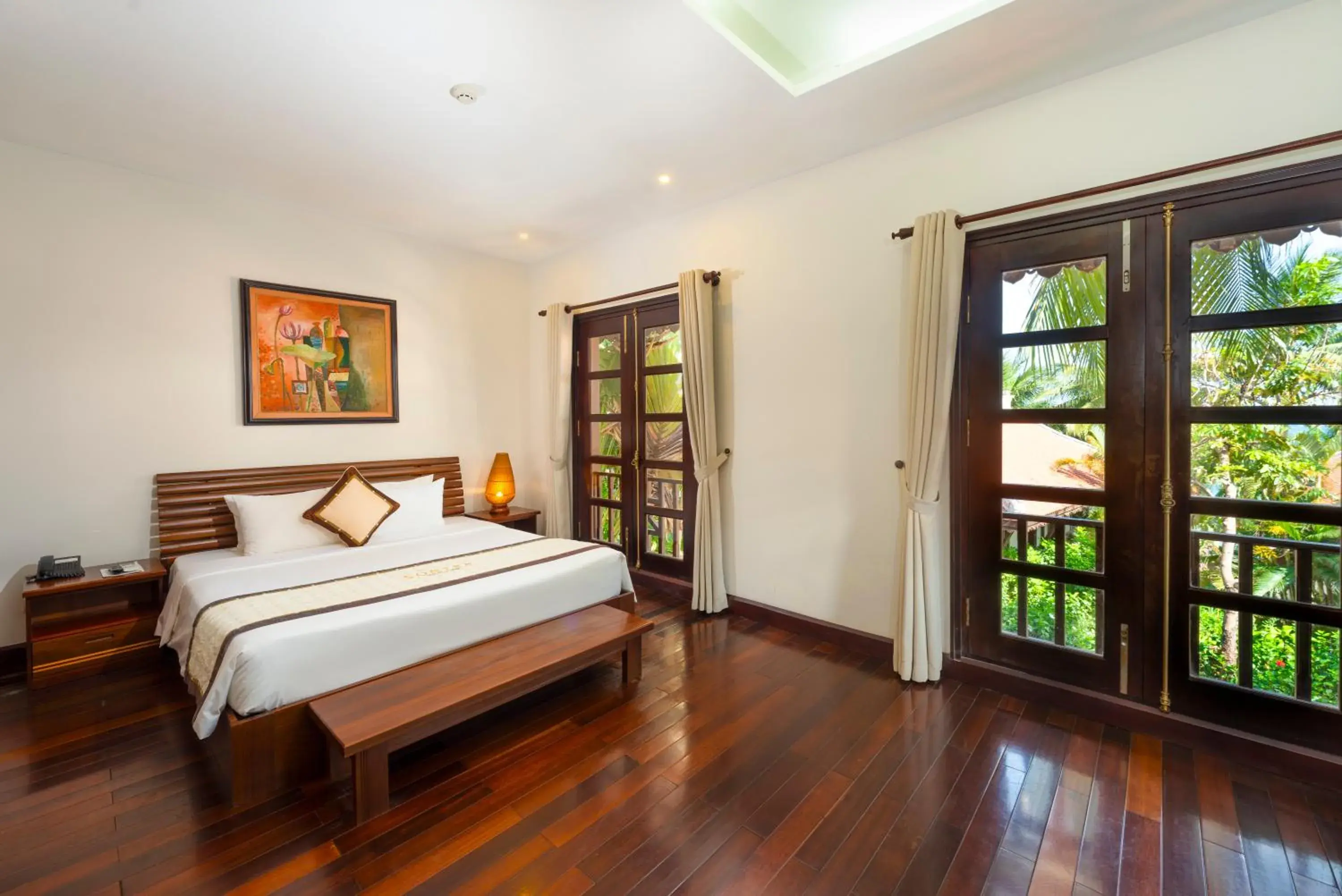 Property building, Bed in Son Tra Beach Resort & Spa Danang Property building, Bed in Son Tra Beach Resort & Spa Danang