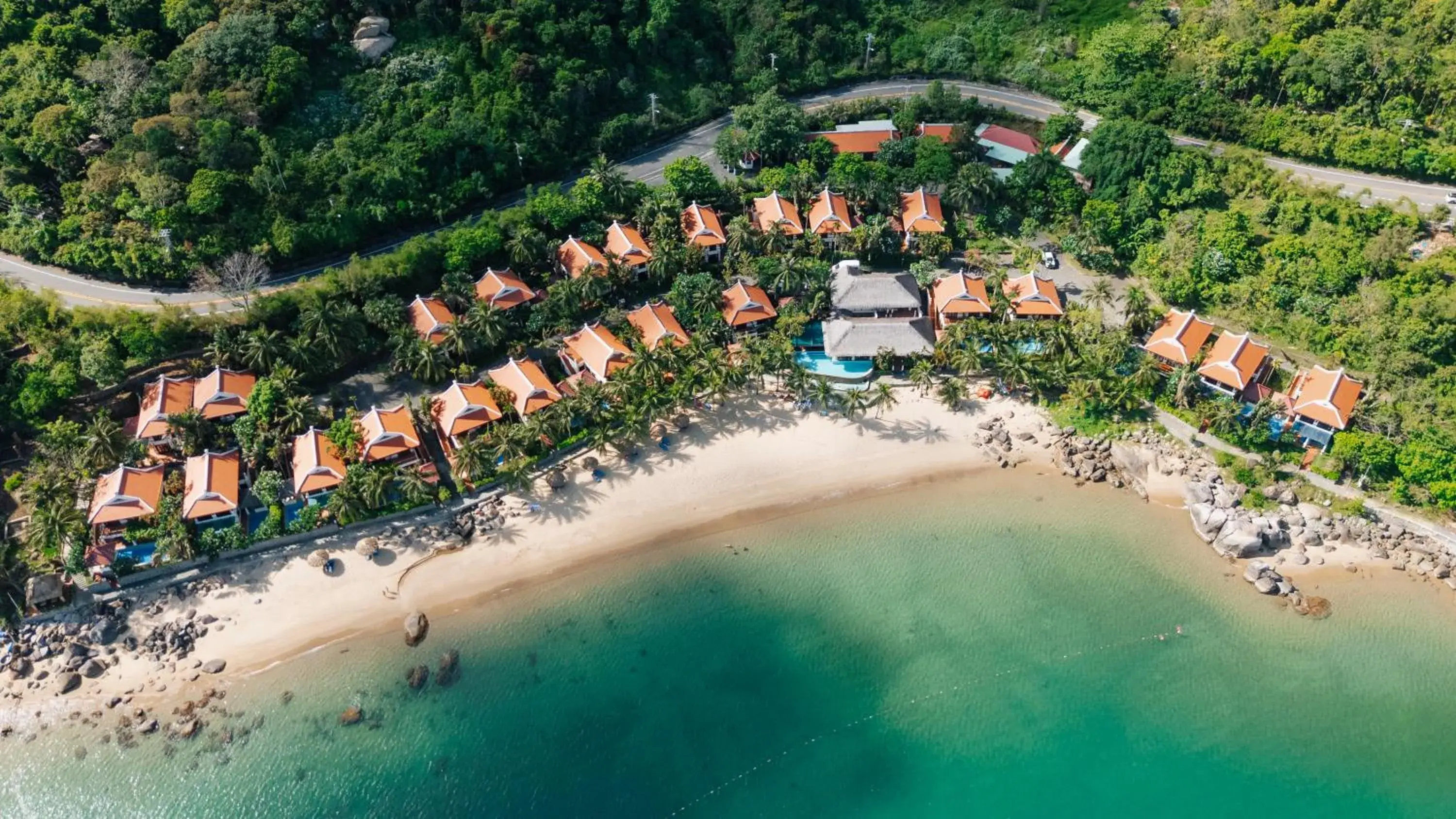 Property building in Son Tra Beach Resort & Spa Danang Property building in Son Tra Beach Resort & Spa Danang