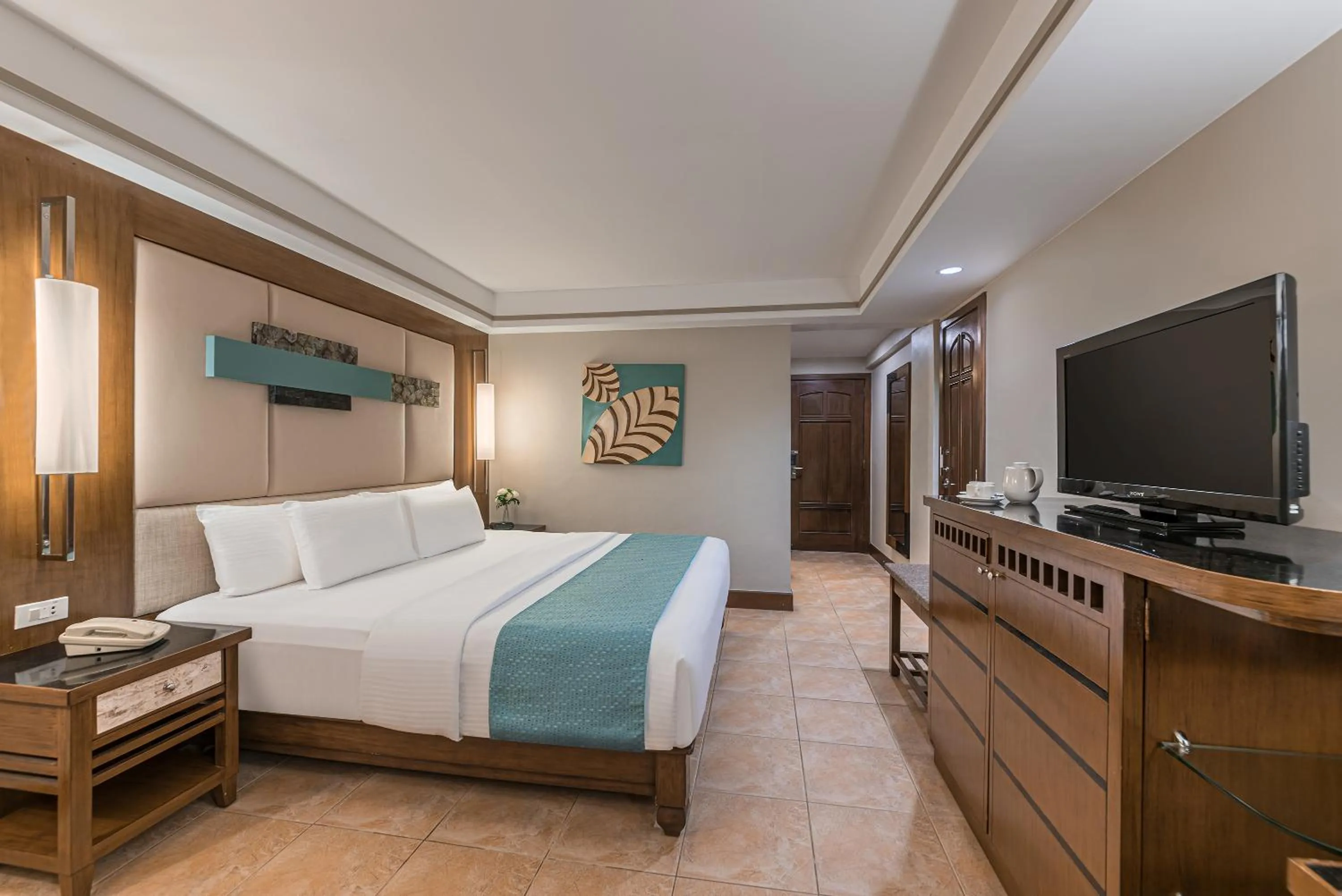 Bedroom, Bed in Henann Regency Resort and Spa