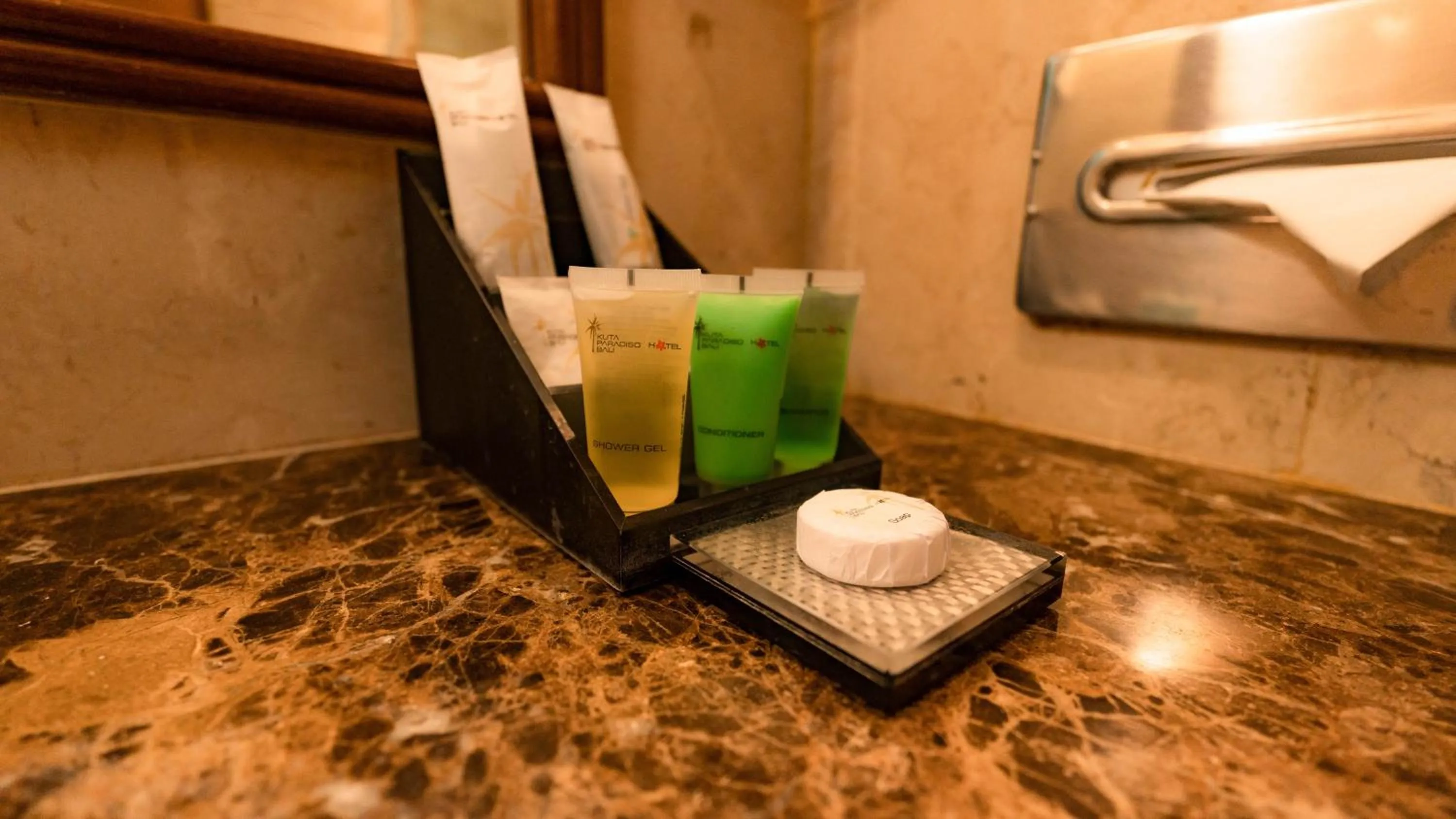 Bathroom in Kuta Paradiso Hotel