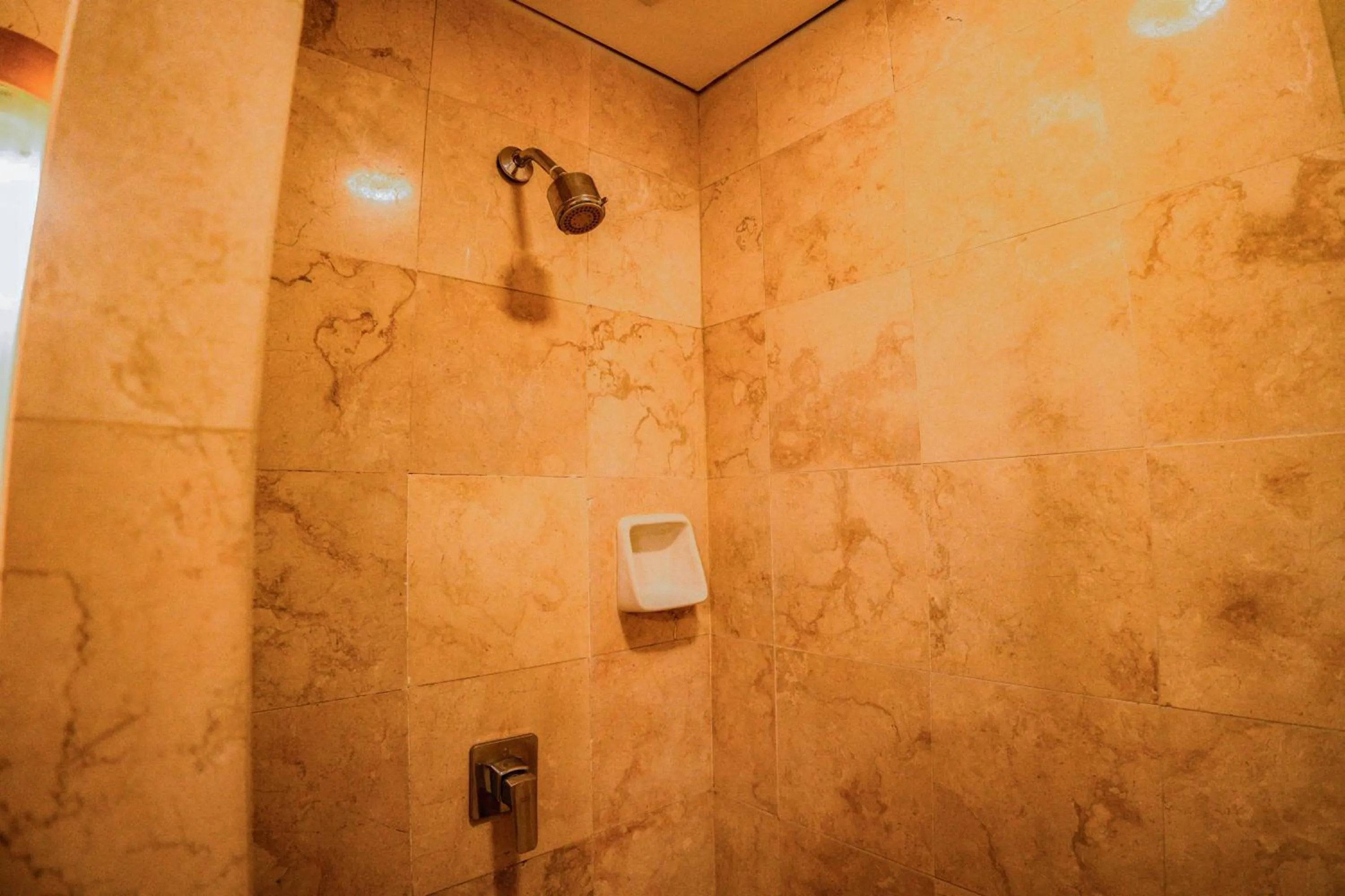 Shower in Kuta Paradiso Hotel