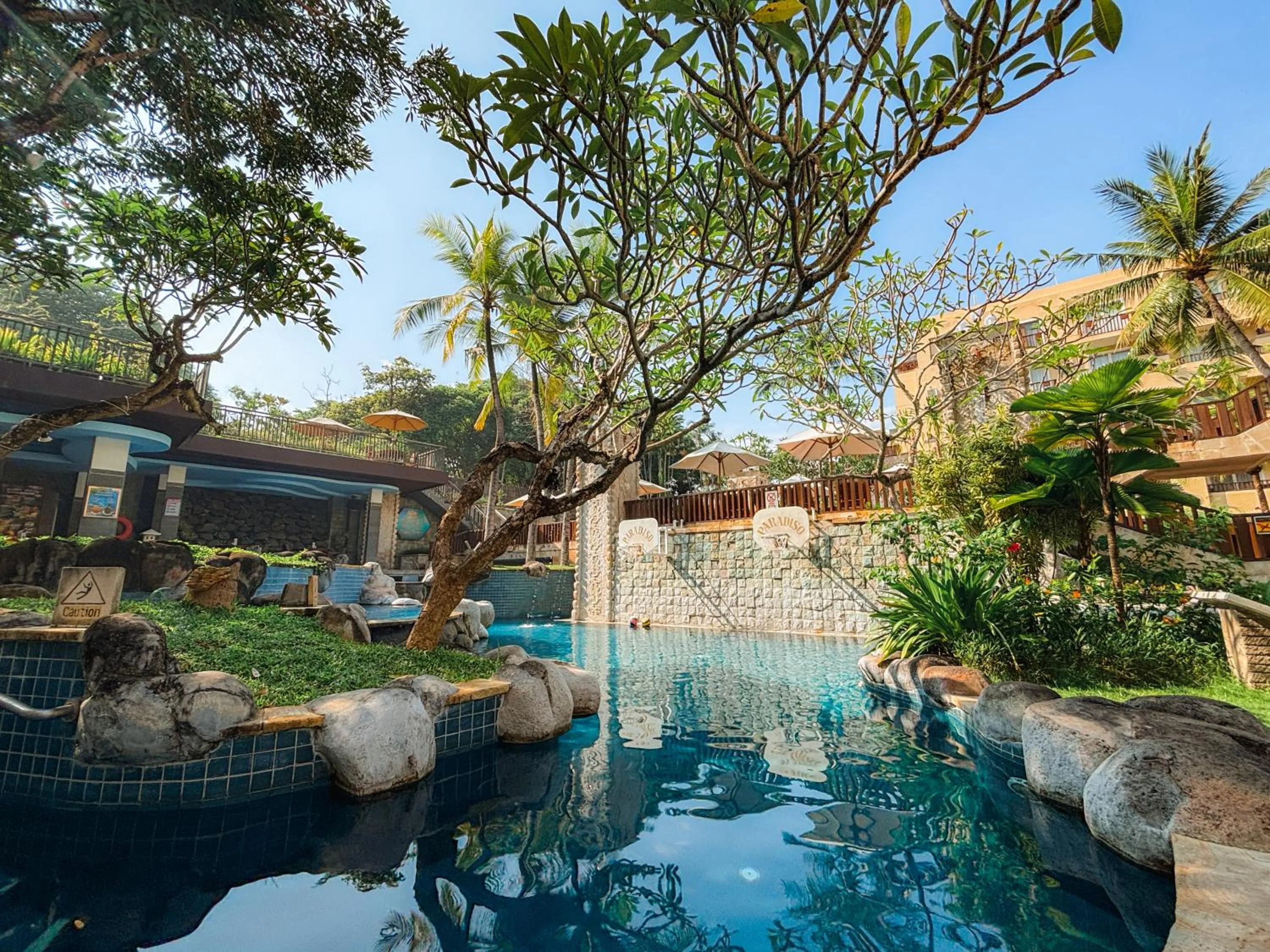 Restaurant/places to eat in Kuta Paradiso Hotel