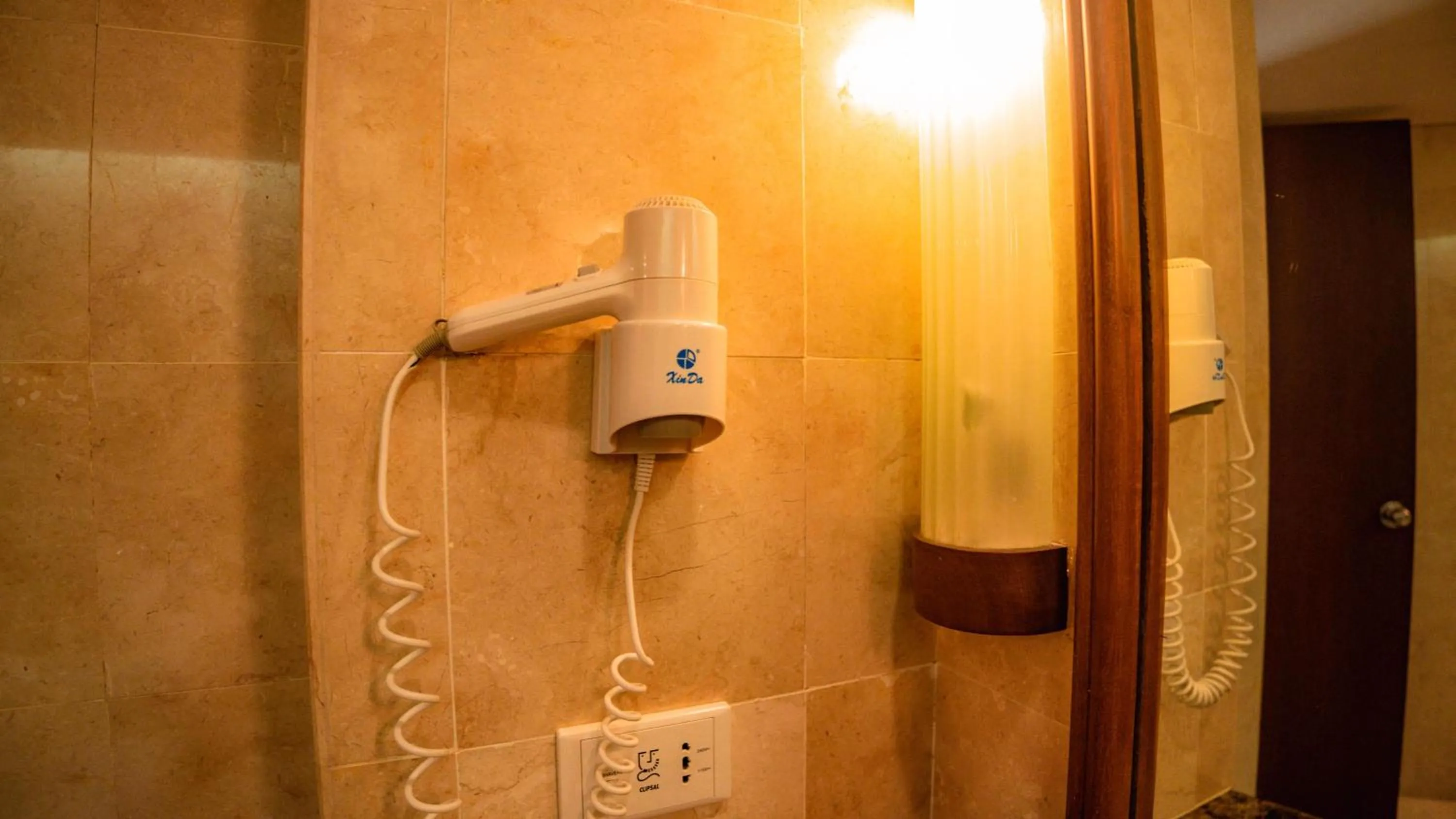 Bathroom in Kuta Paradiso Hotel