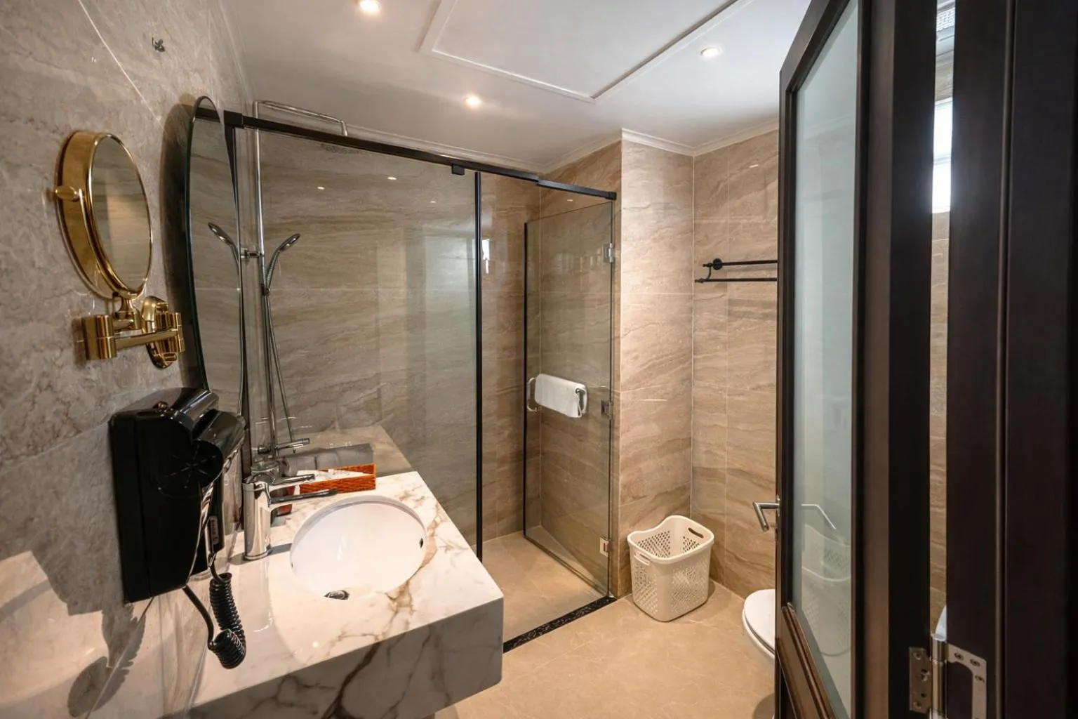 Bathroom in Bon Ami Hotel - Thiên Xuân Hotel