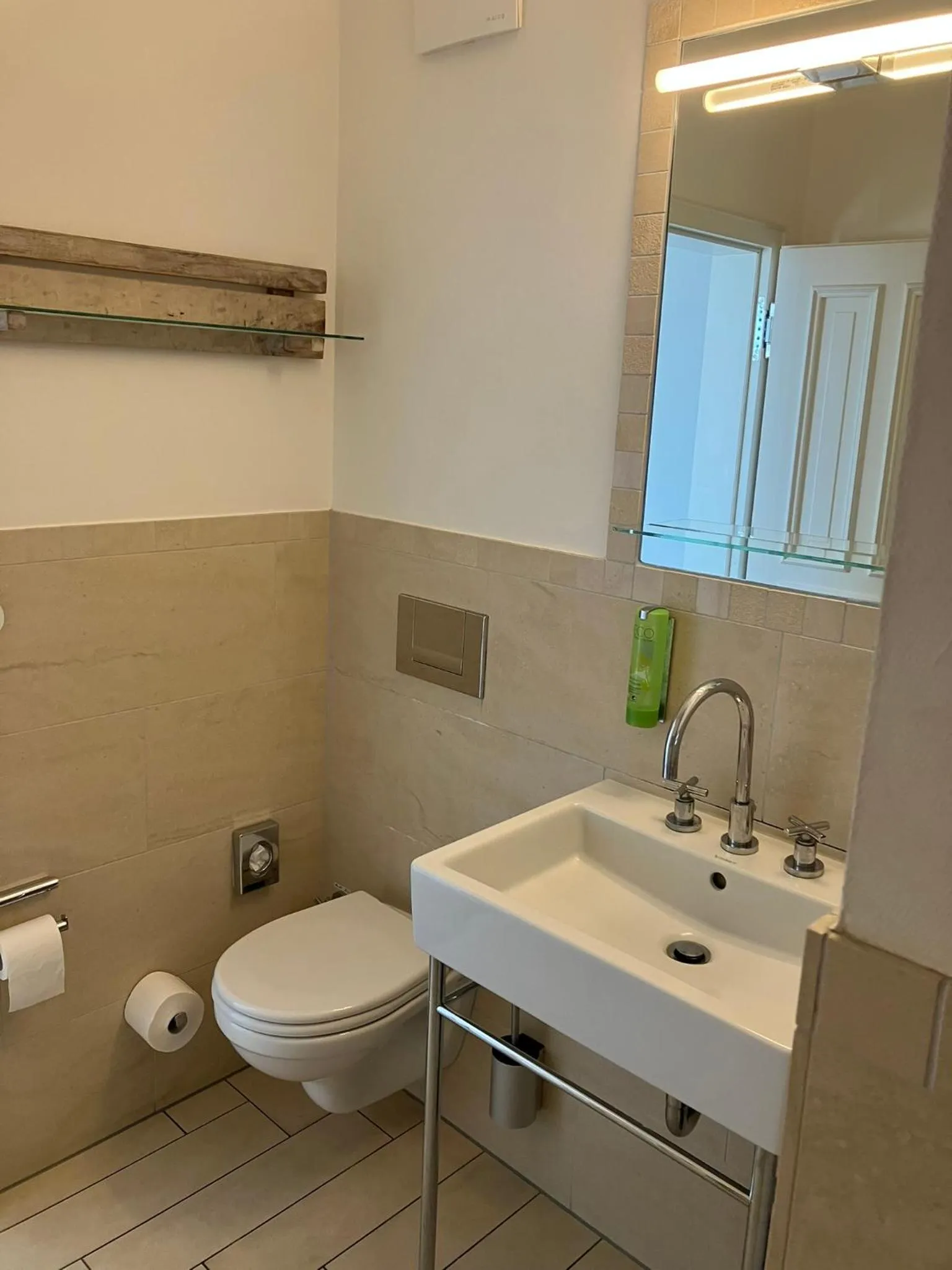 Bathroom in Hotel Seemöwe